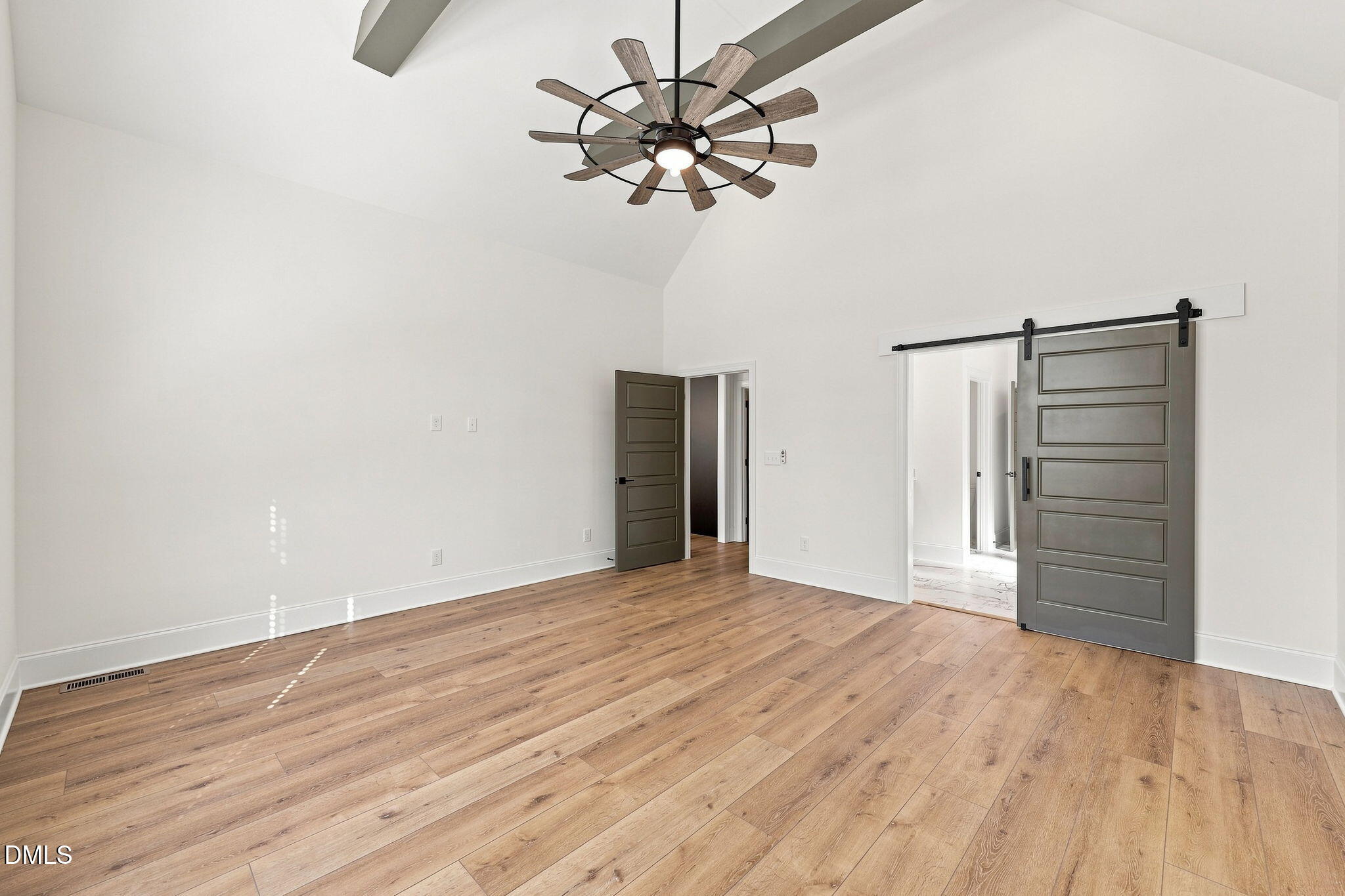 5317 Asher Woods