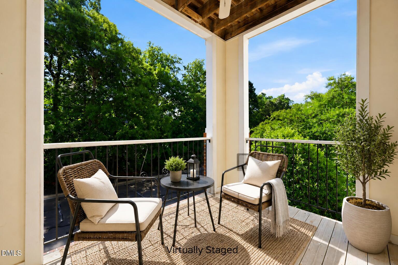 801 Moratuck Drive # 202