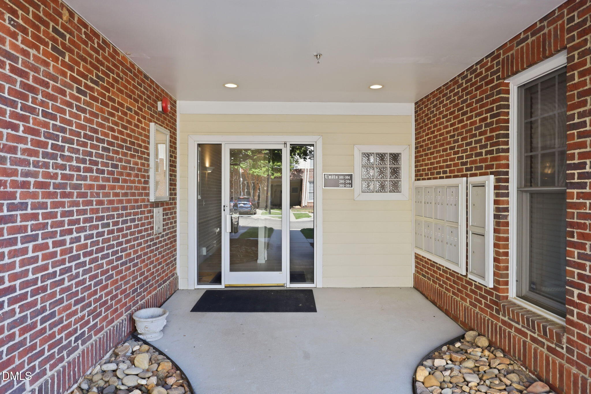 801 Moratuck Drive # 202