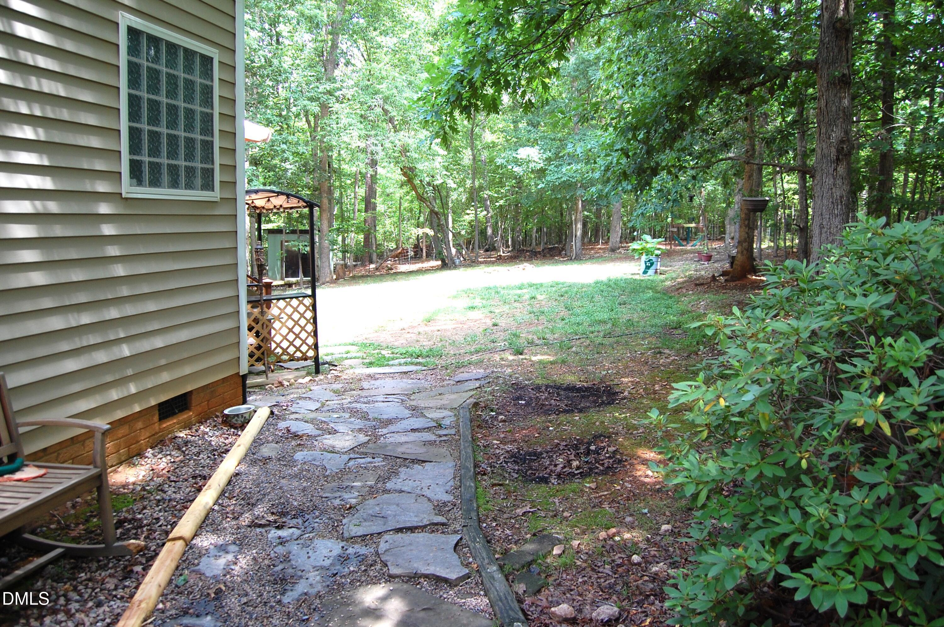 3703 Dillon Lane