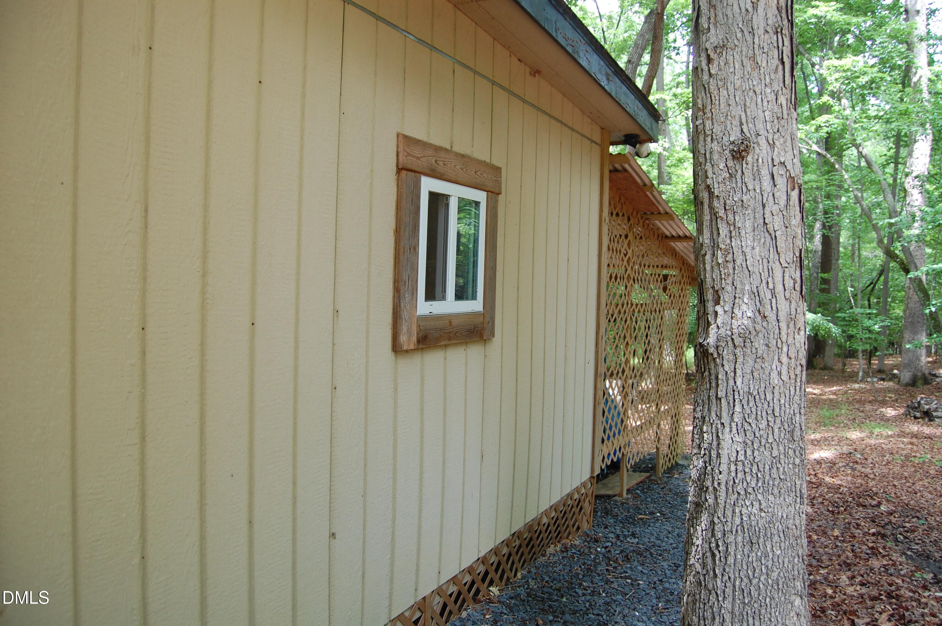 3703 Dillon Lane