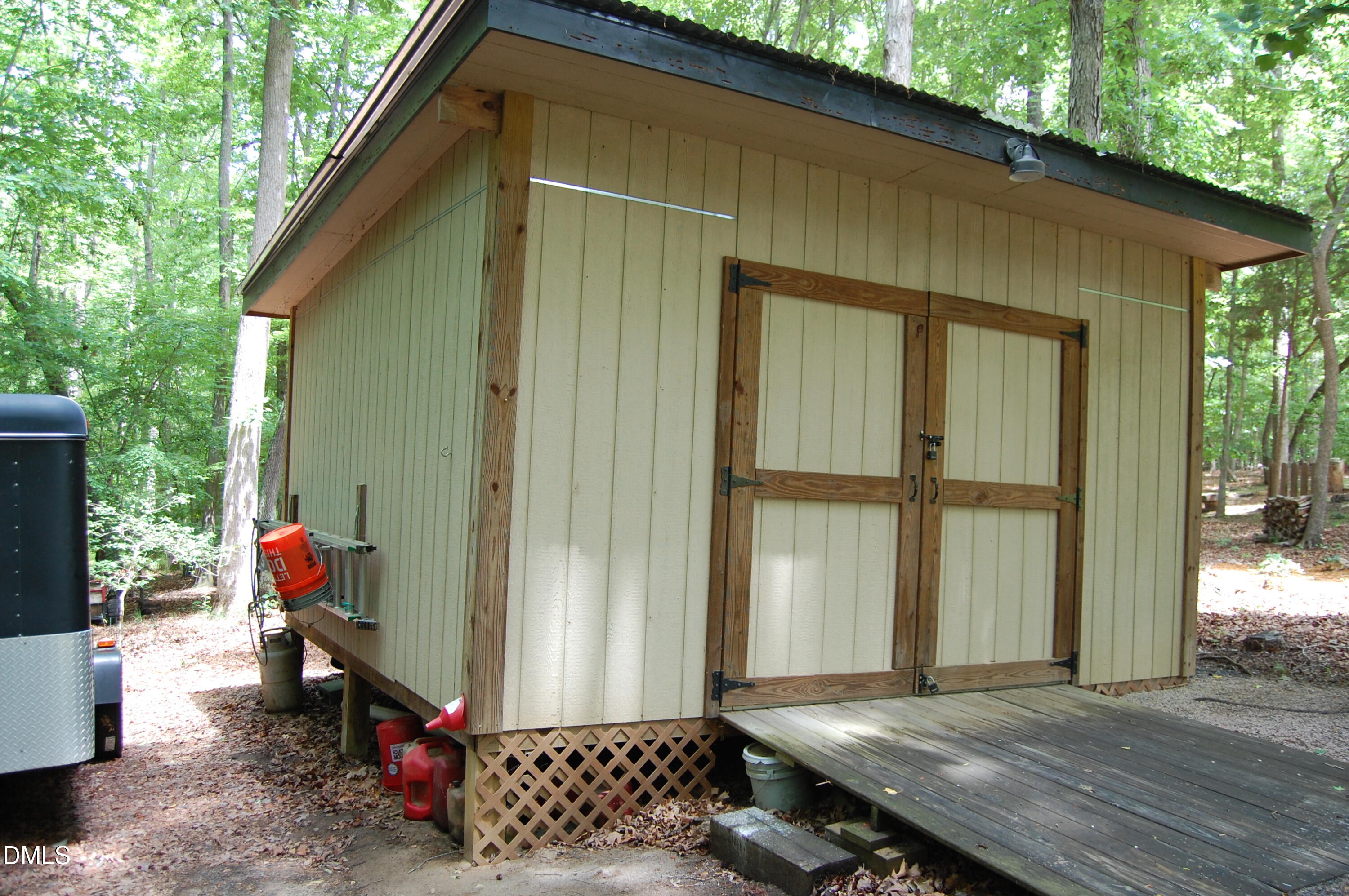 3703 Dillon Lane