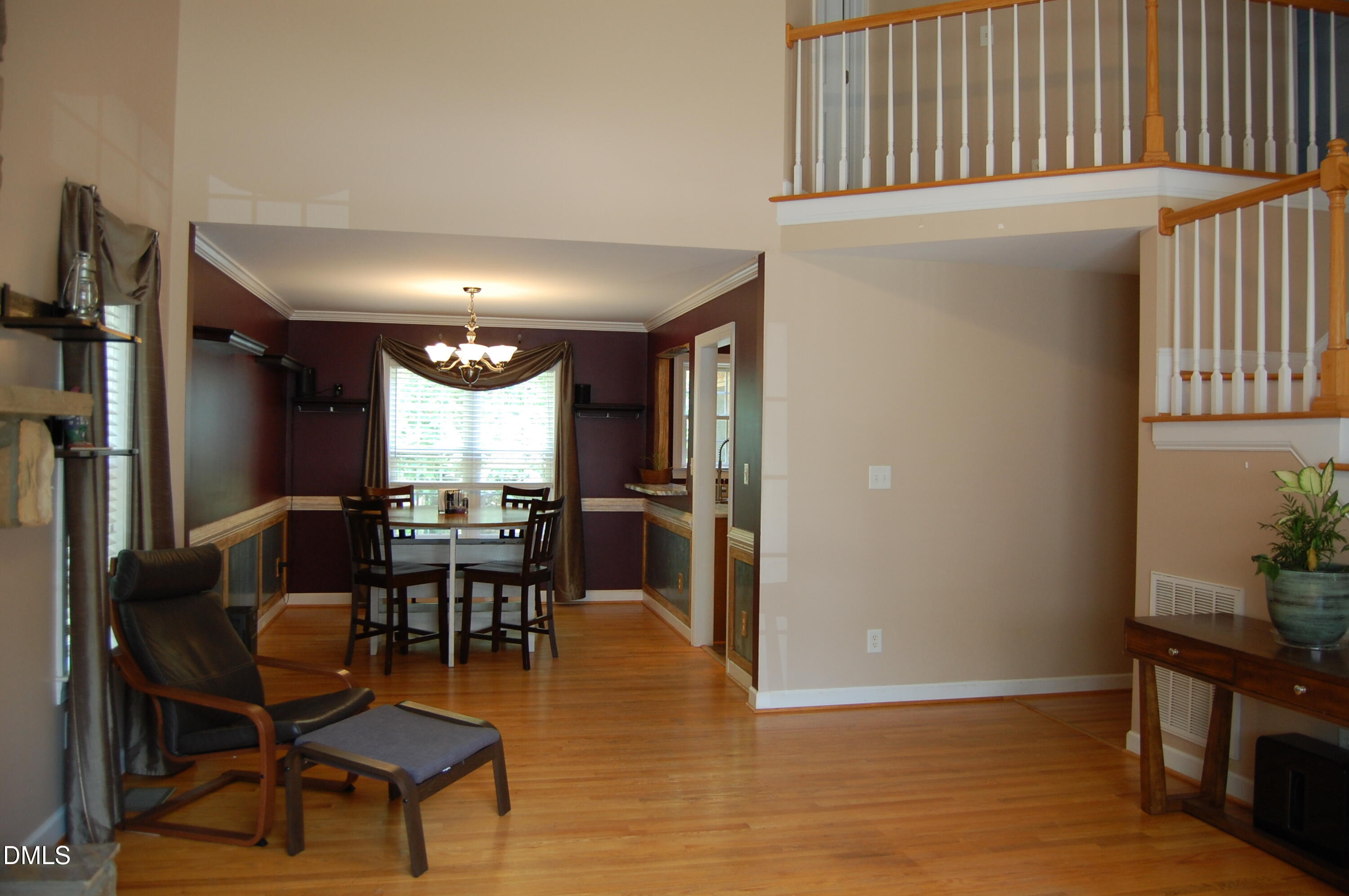 3703 Dillon Lane