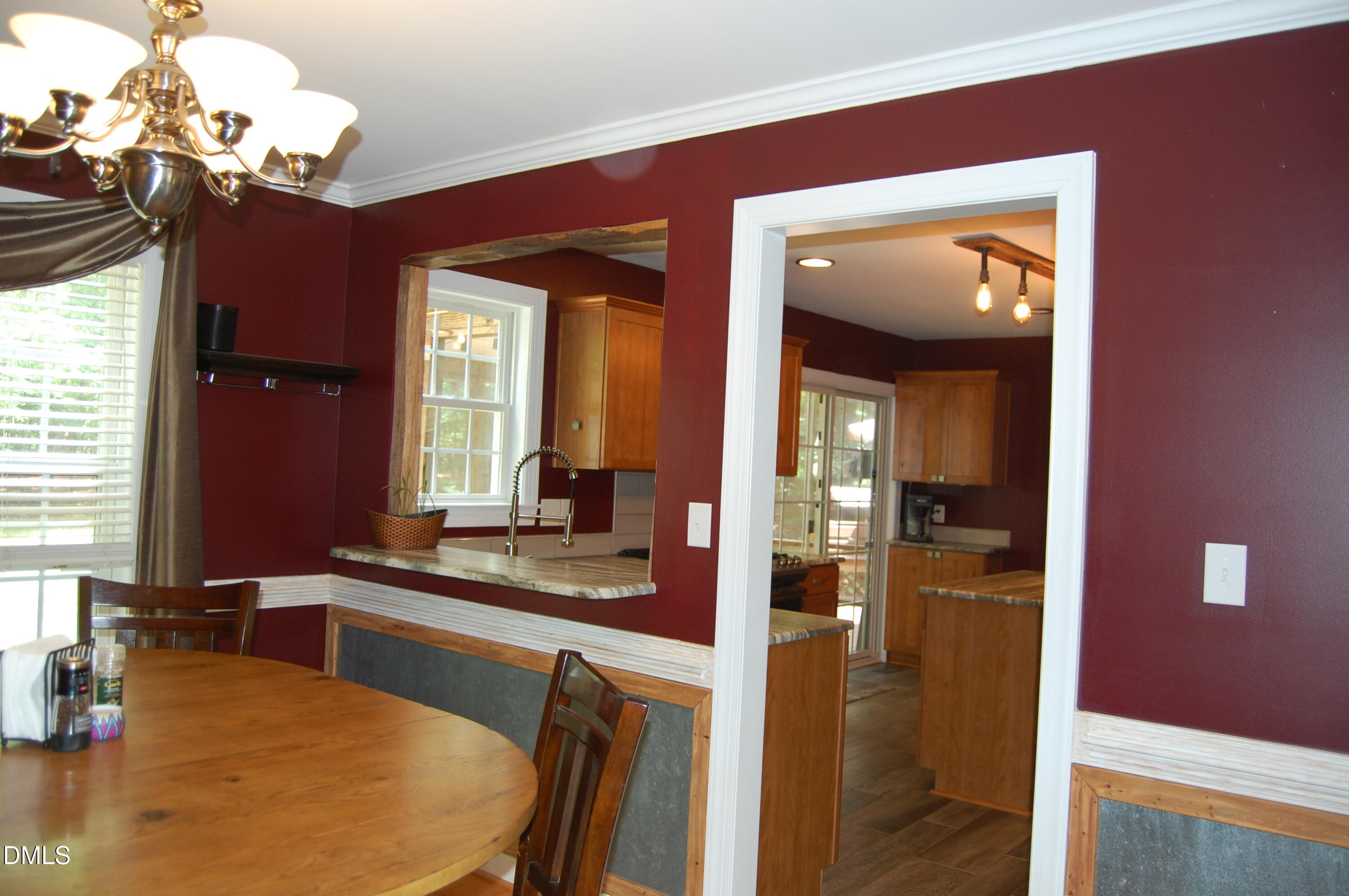 3703 Dillon Lane