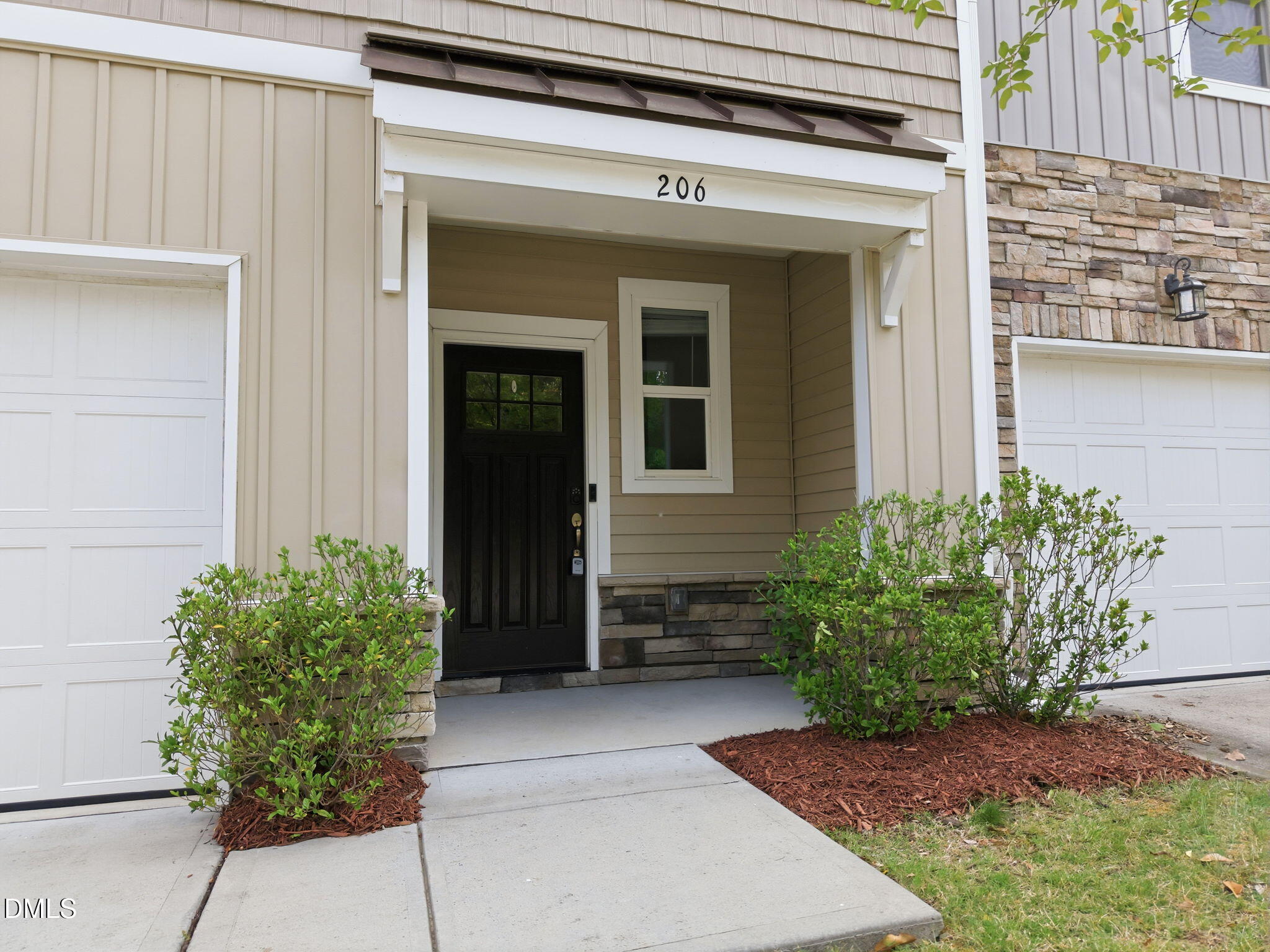206 Vista Creek Place