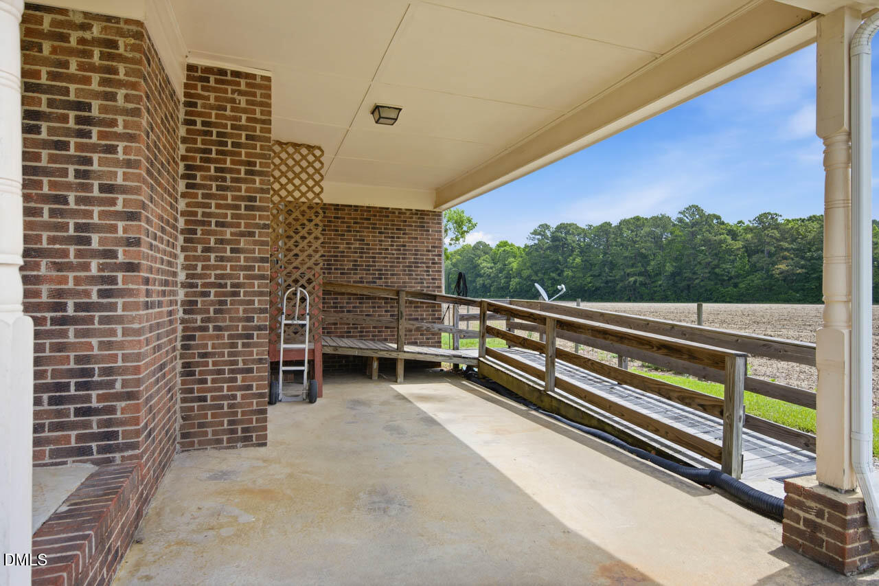 419 Crockers Nub Road