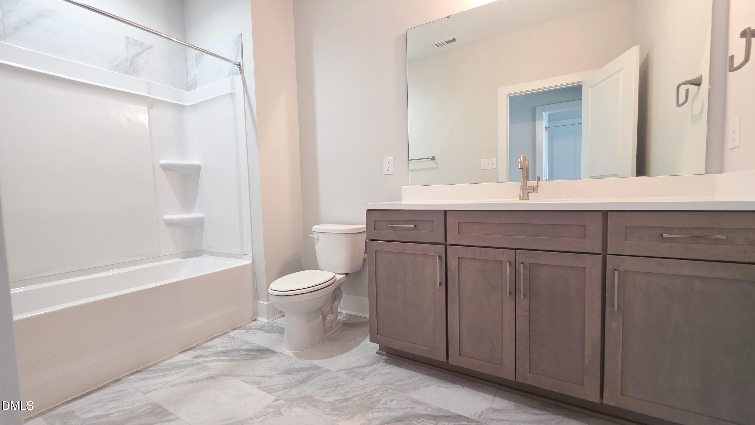 621 Marshskip Way # 7