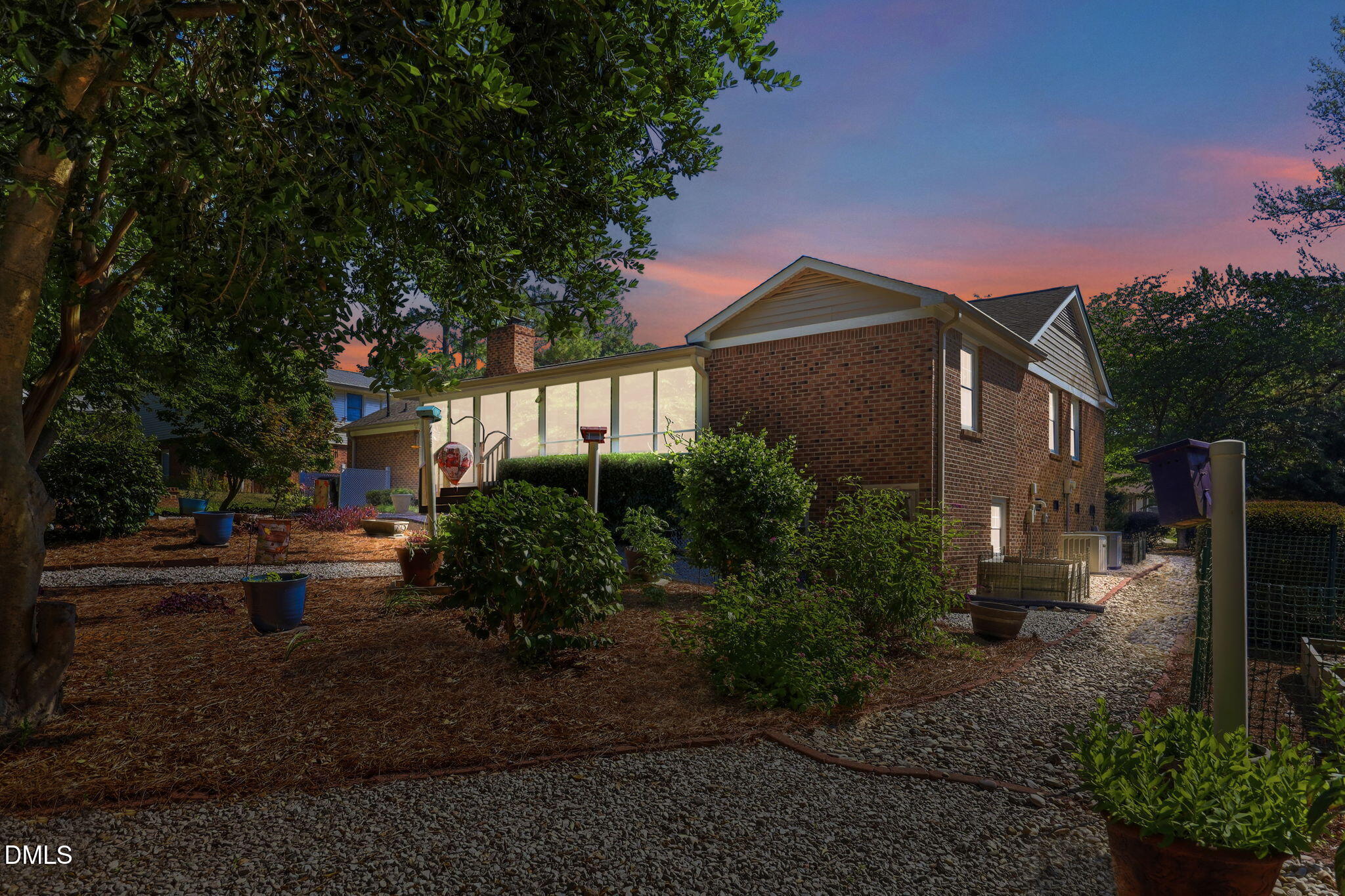 1621 Kenbrook Drive