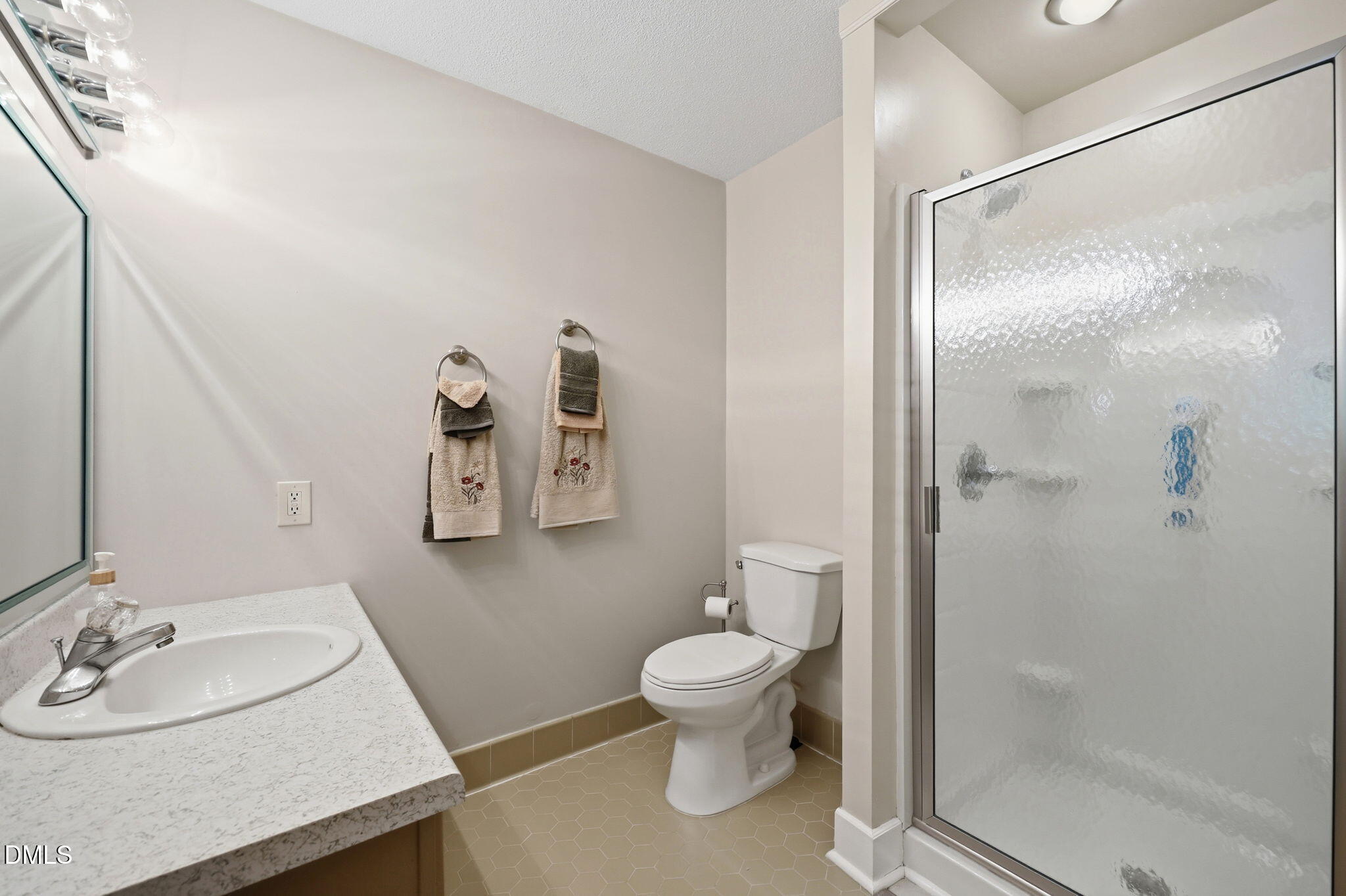 1621 Kenbrook Drive