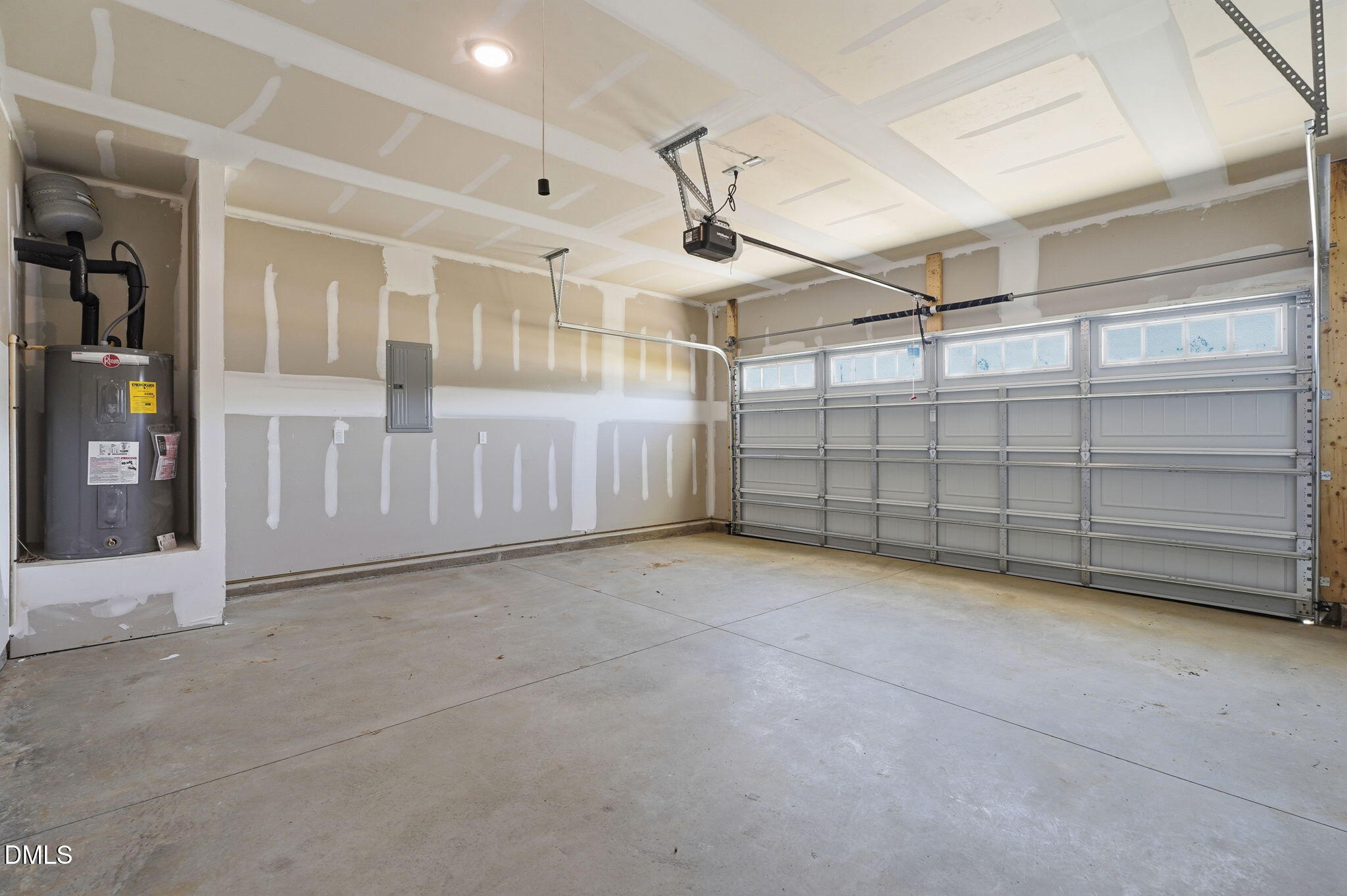 9000 Phoenix Court