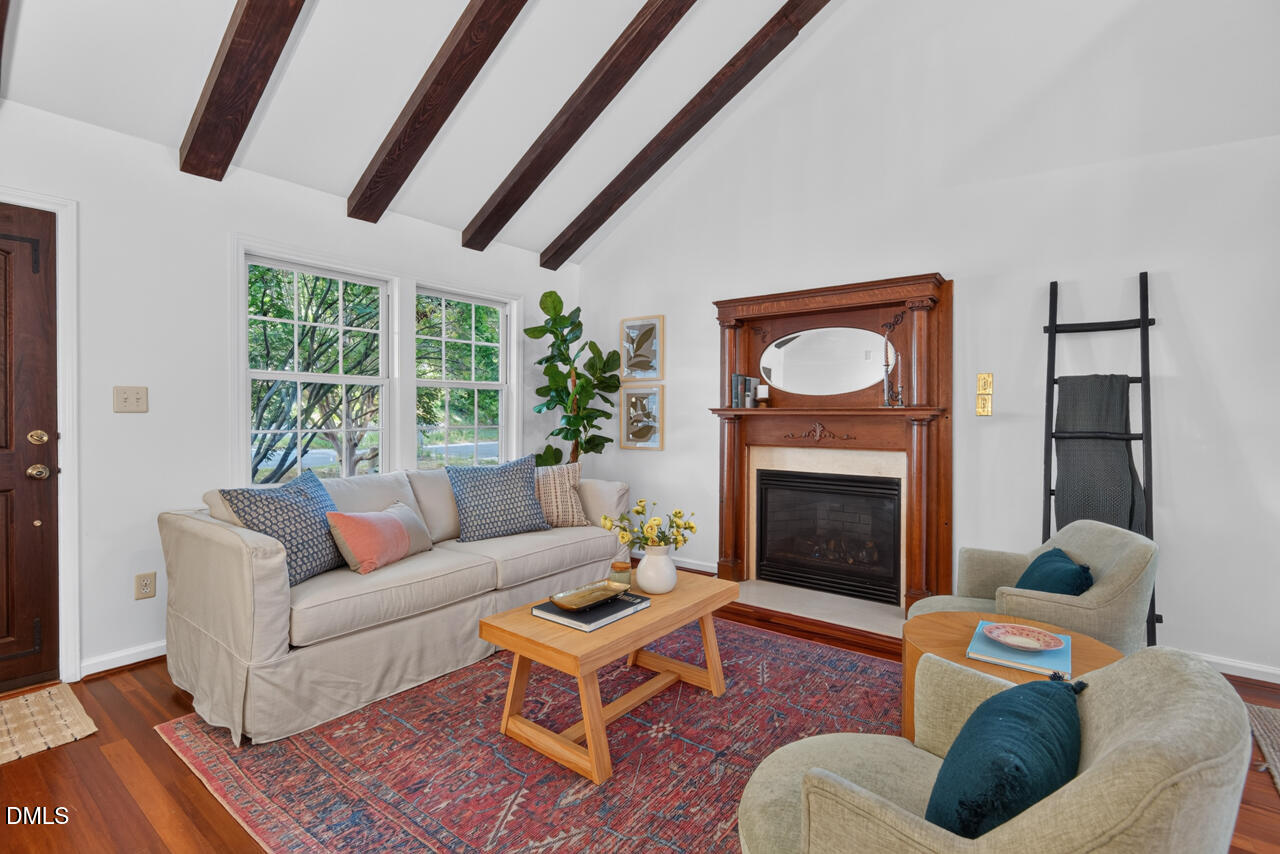 2210 Parkside Drive