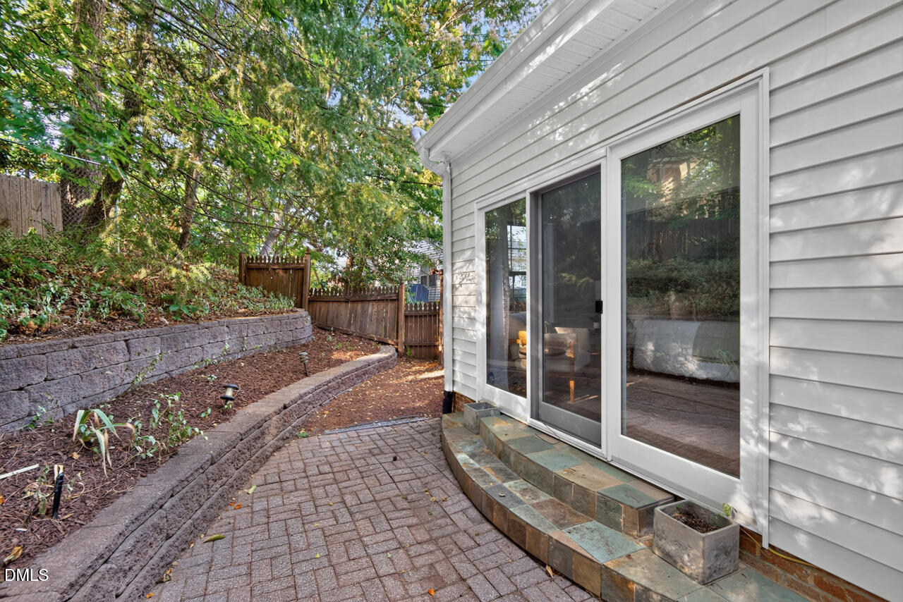 2210 Parkside Drive