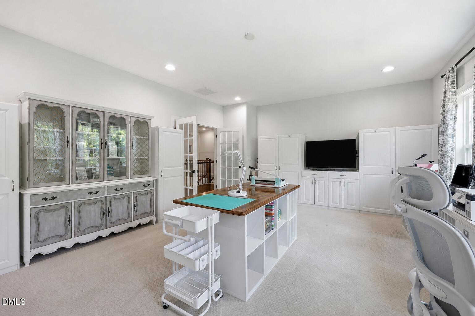 2408 Canoe Creek Lane