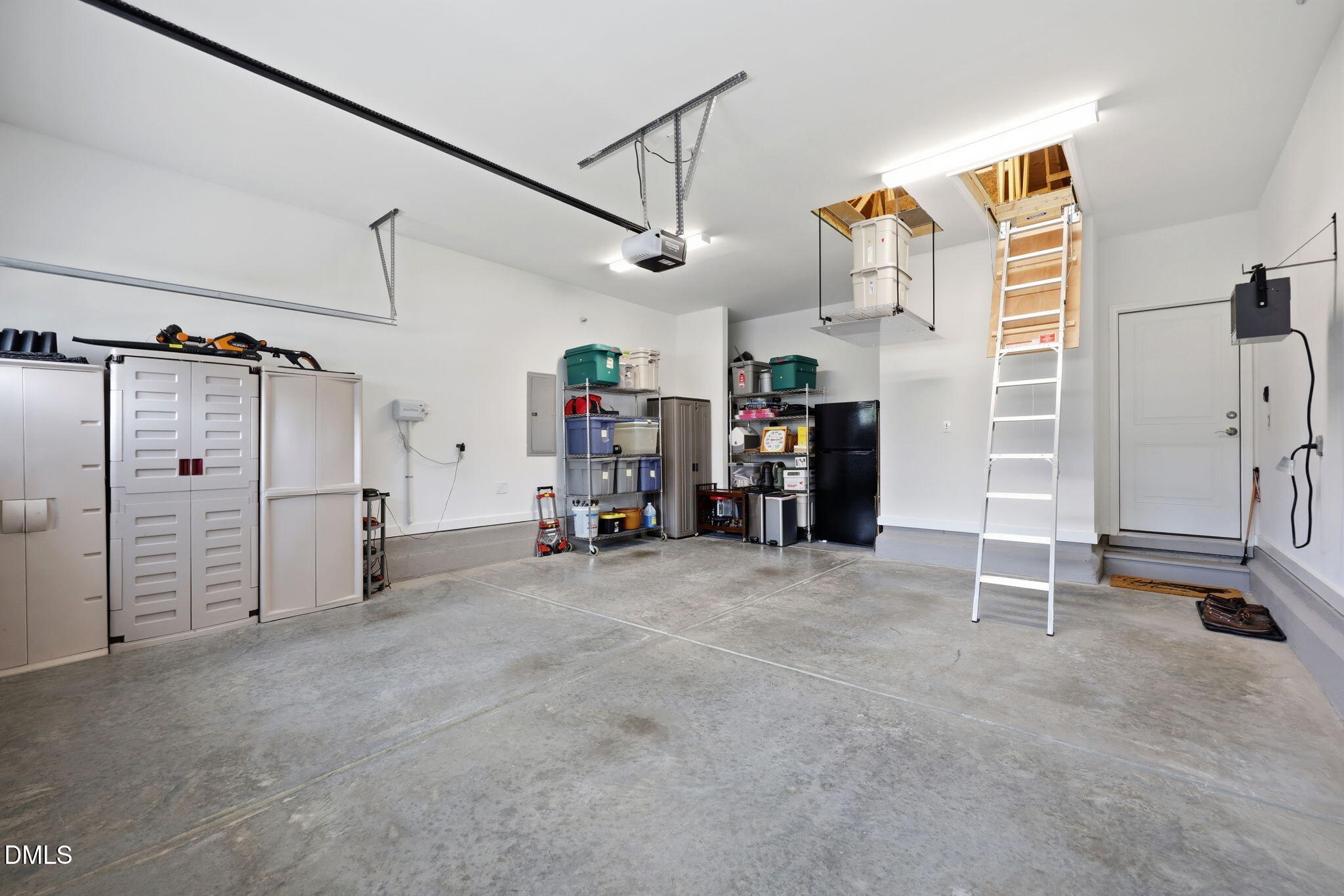 453 Heritage Regency Drive