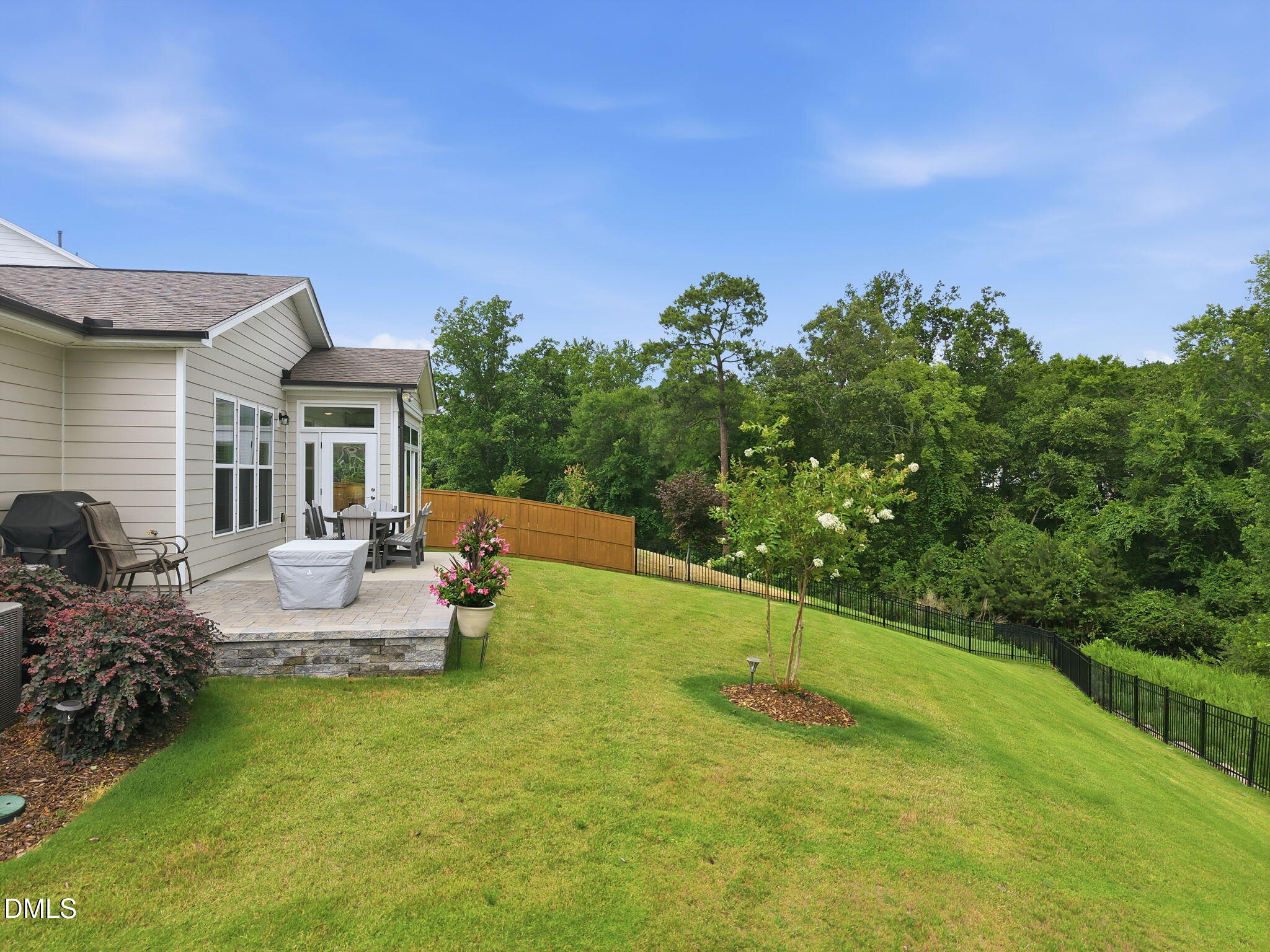 453 Heritage Regency Drive