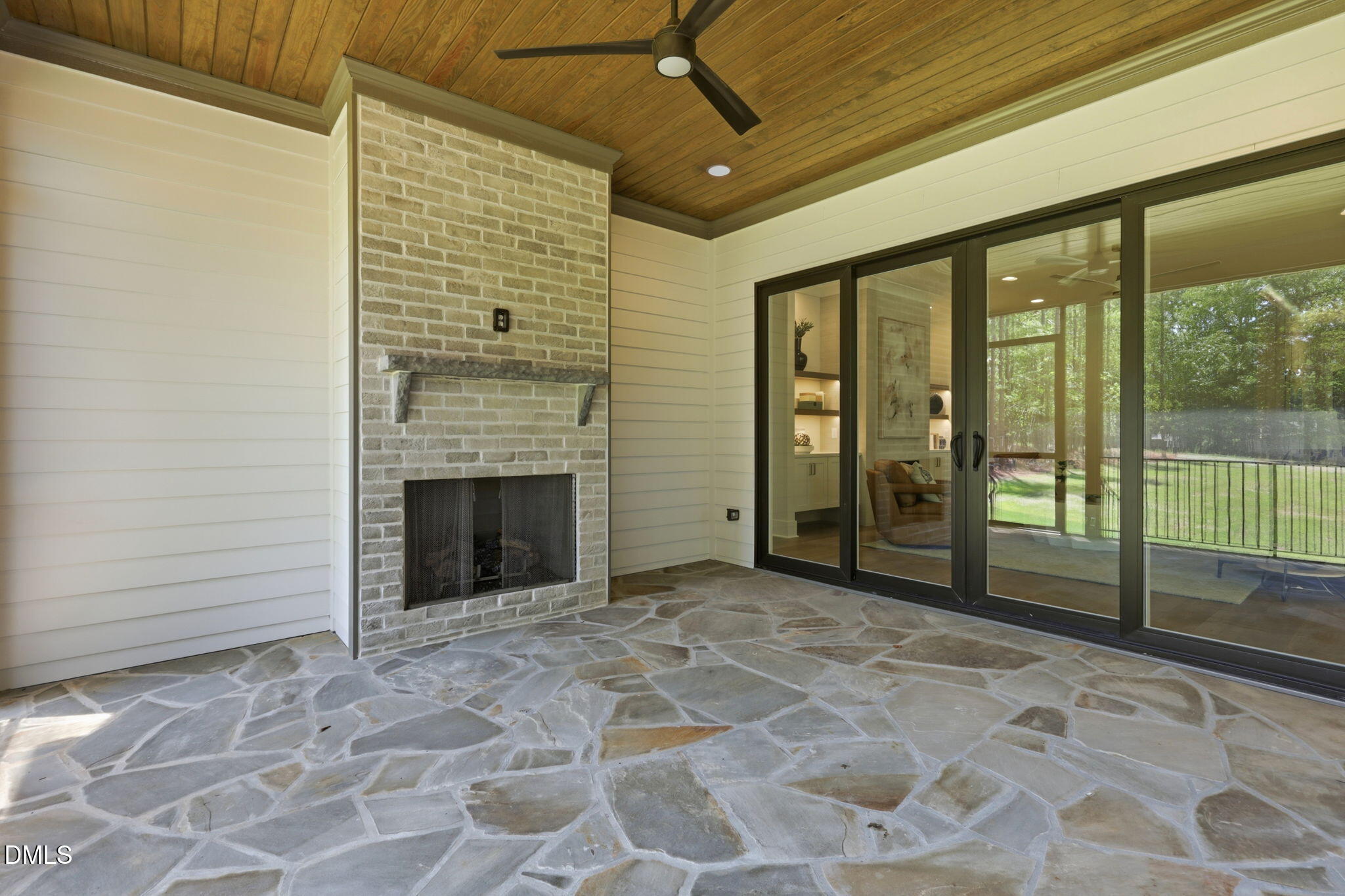 80 Spanish Oak Drive