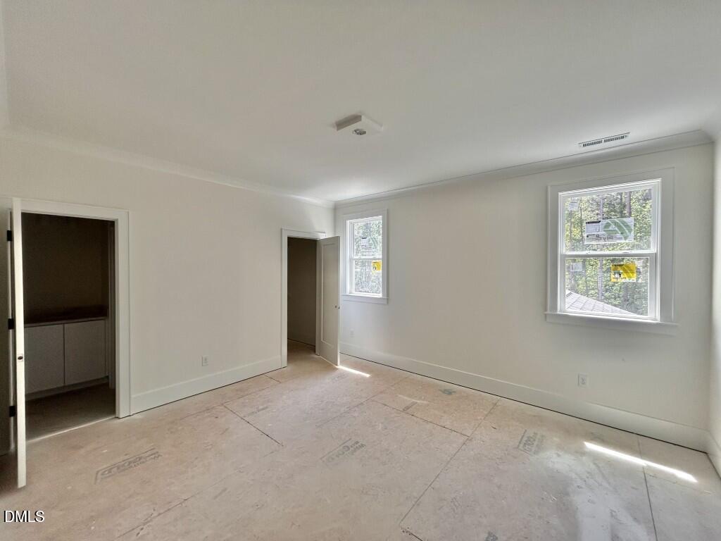 7809 Ailesbury Road