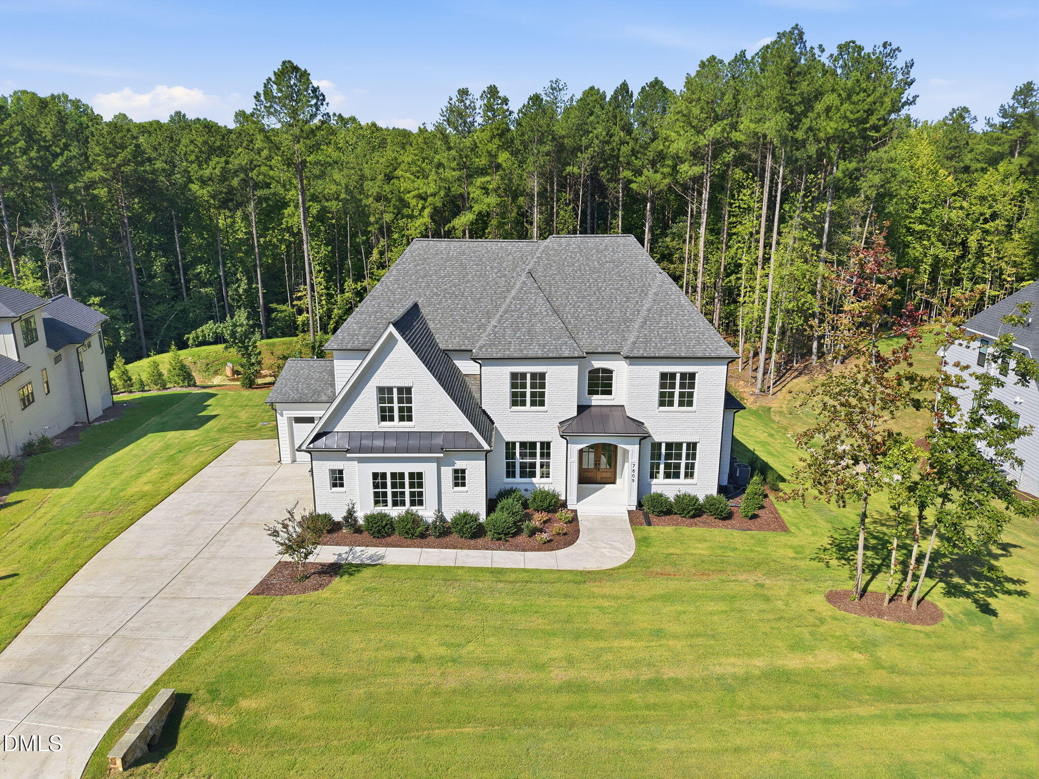 7809 Ailesbury Road