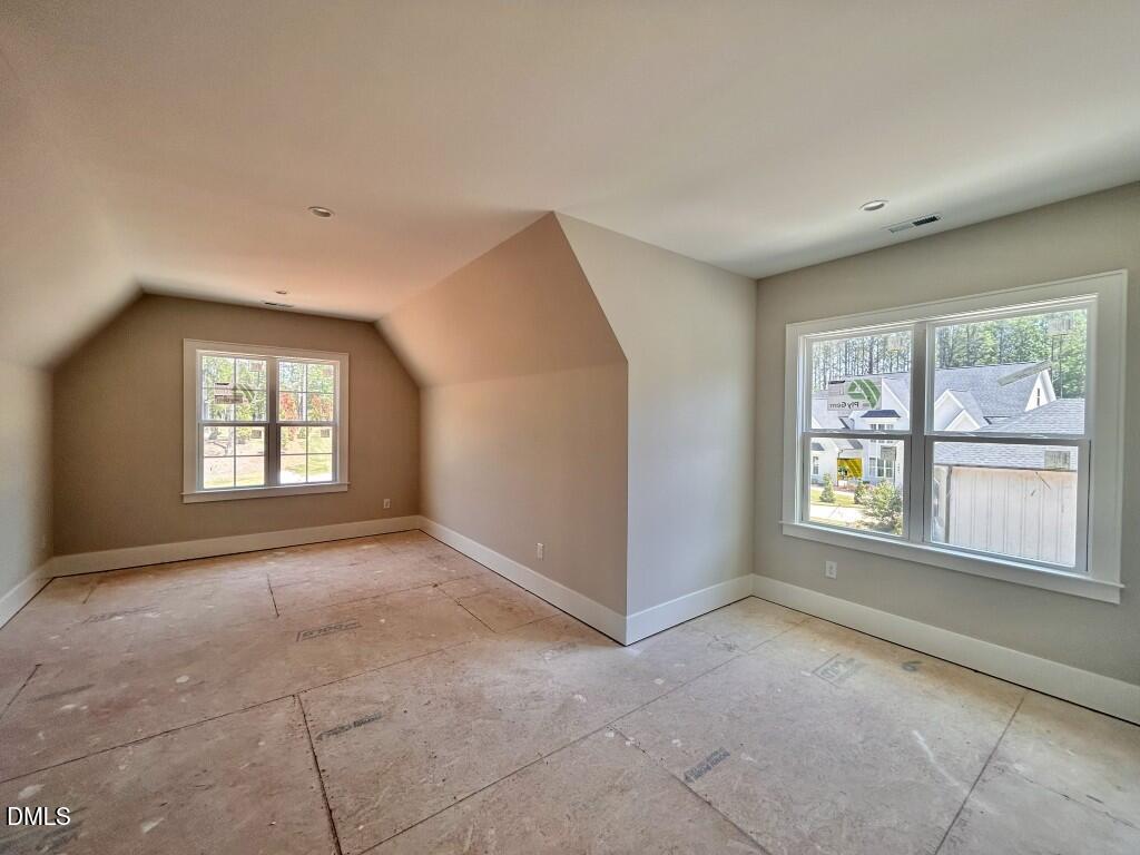 7809 Ailesbury Road