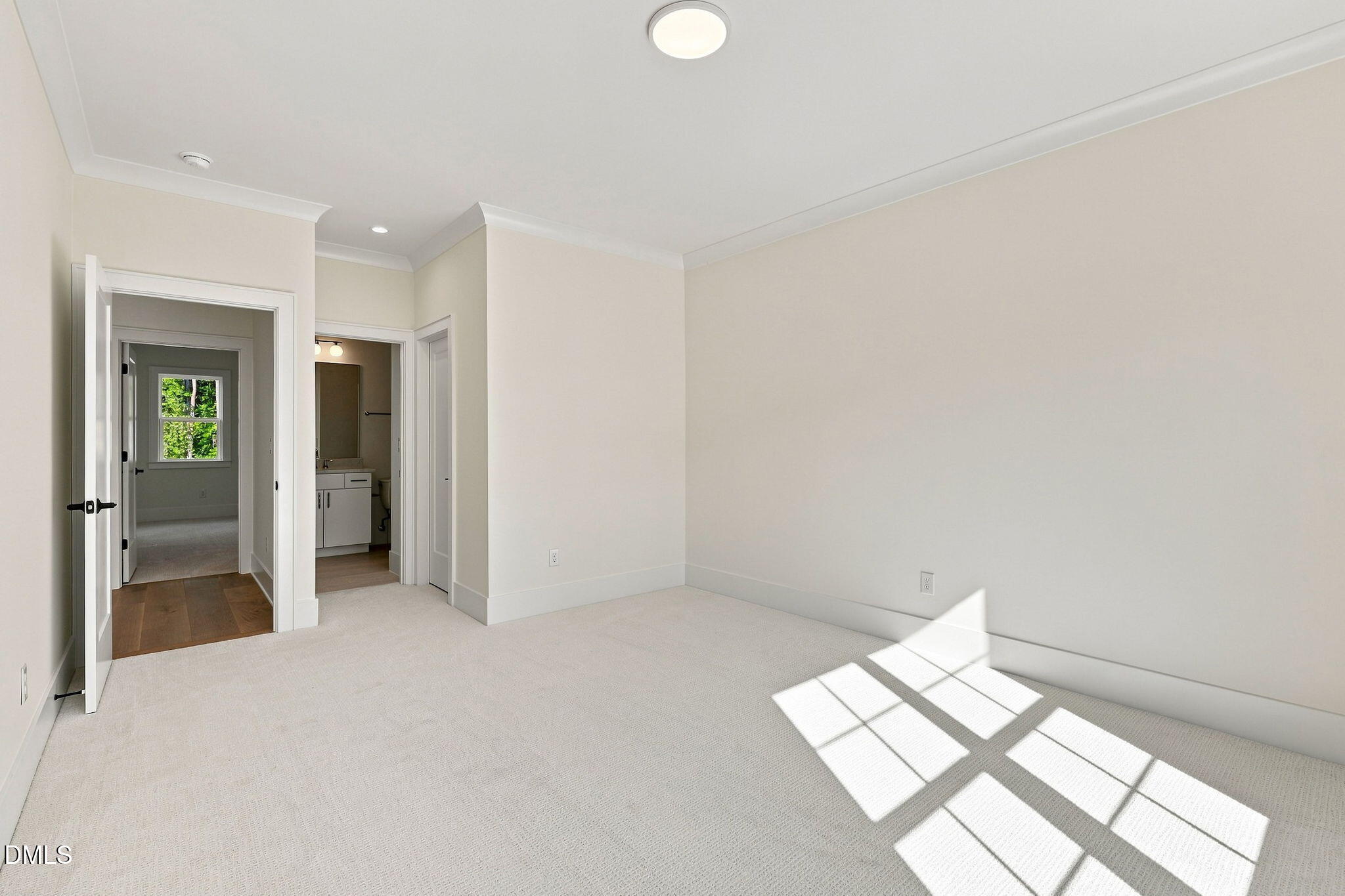 7809 Ailesbury Road