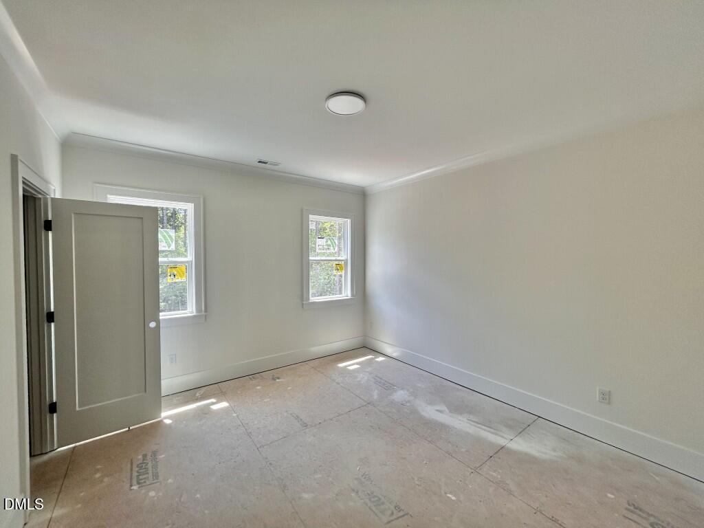 7809 Ailesbury Road