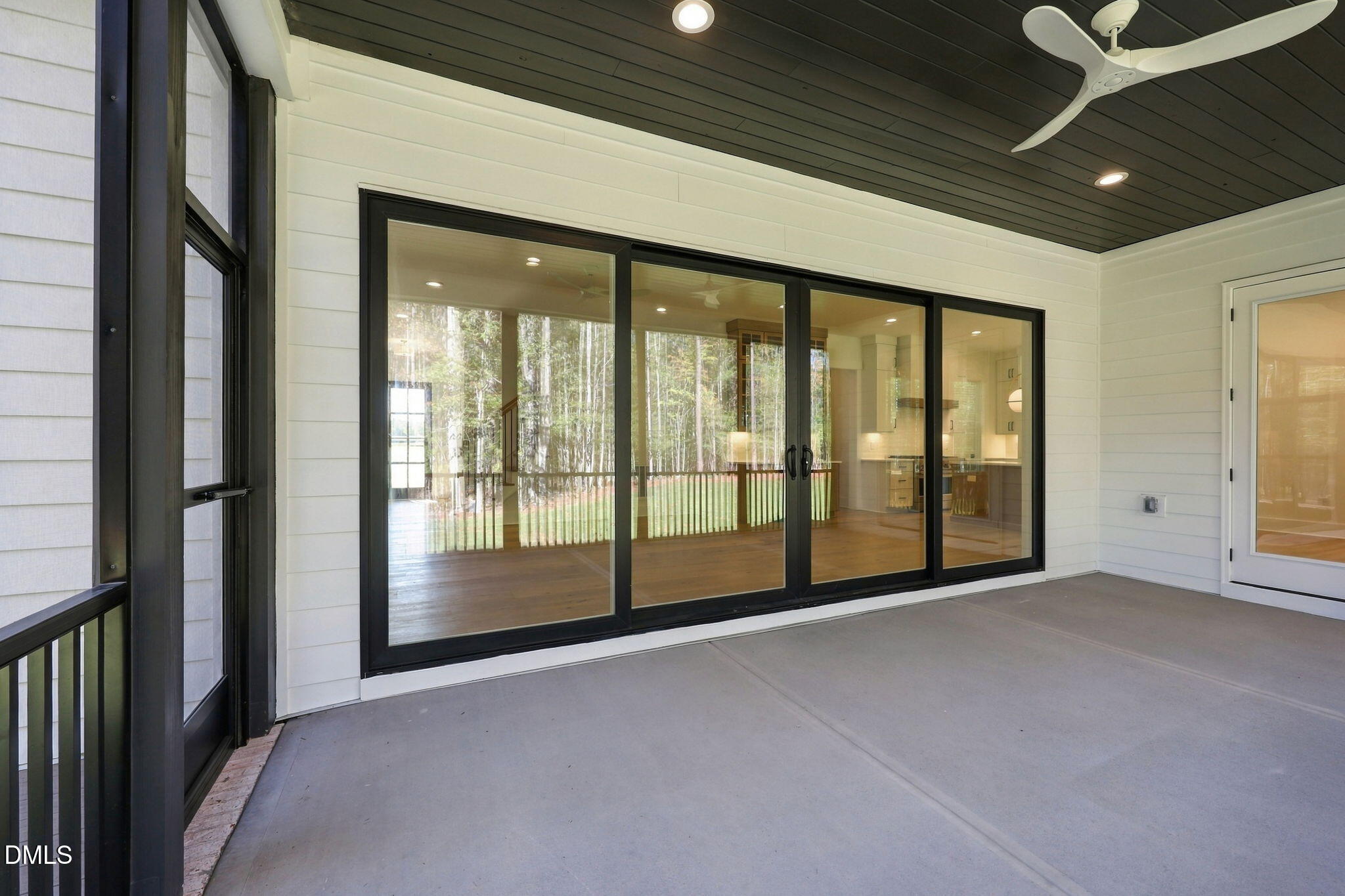 2453 Rosslare Mews Lane