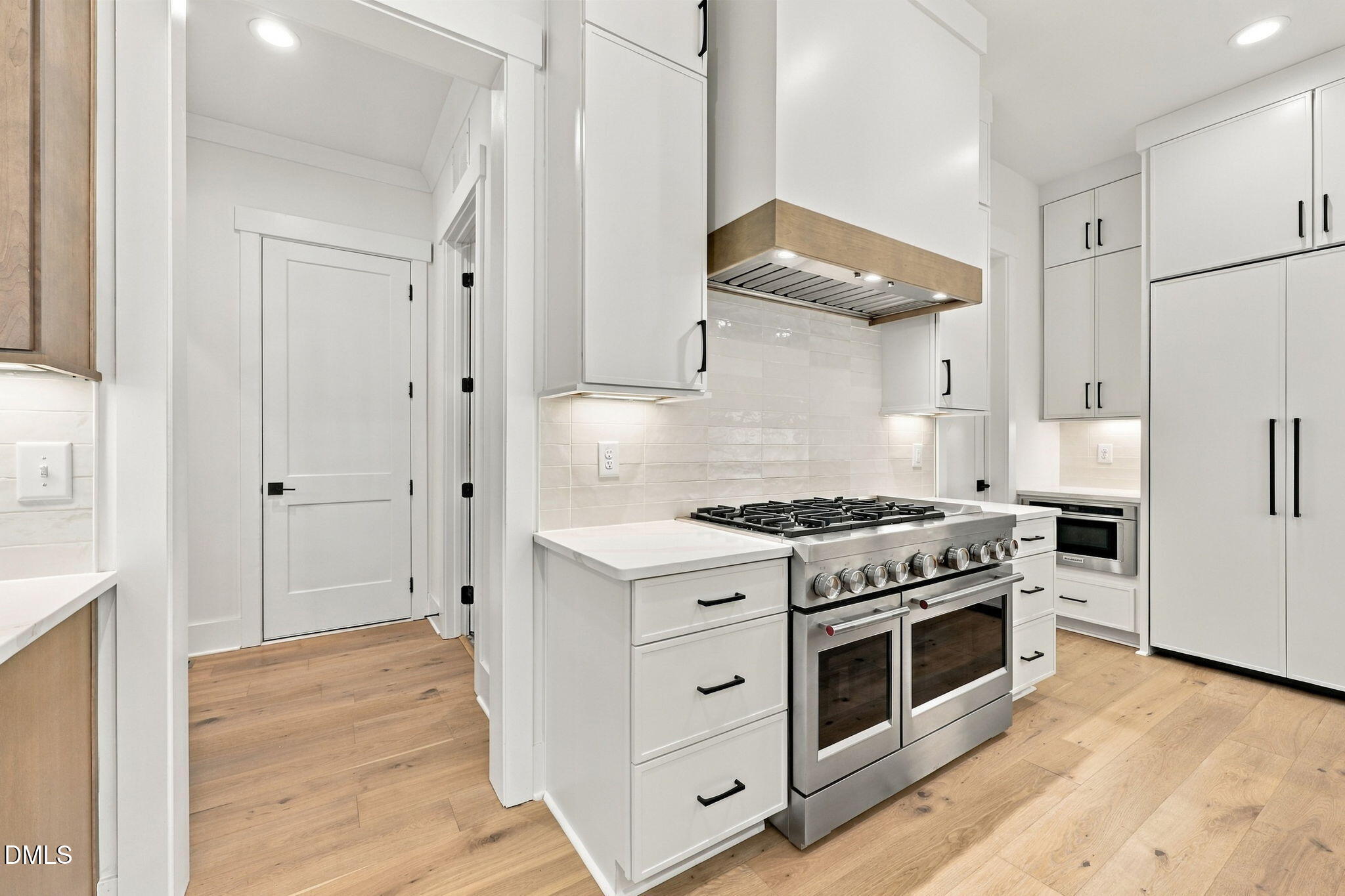 2453 Rosslare Mews Lane
