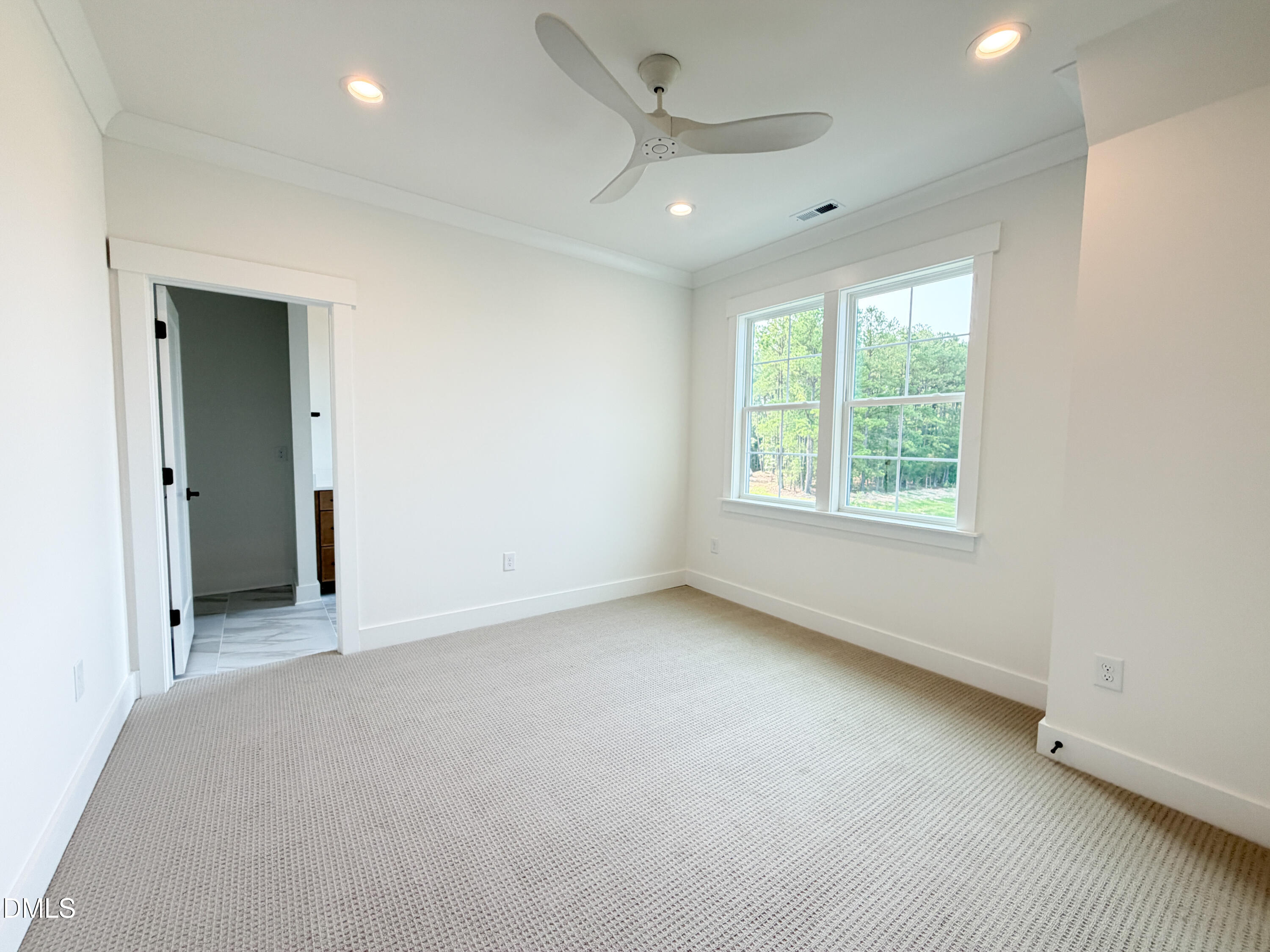 2453 Rosslare Mews Lane