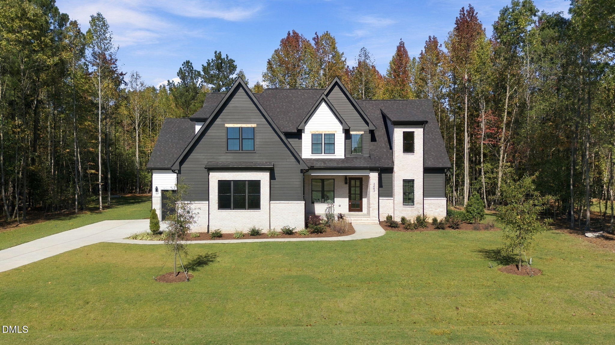 2453 Rosslare Mews Lane