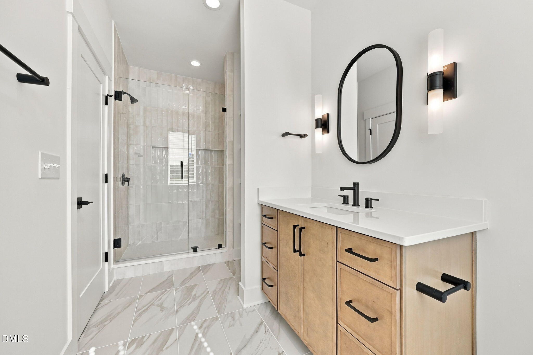 2453 Rosslare Mews Lane