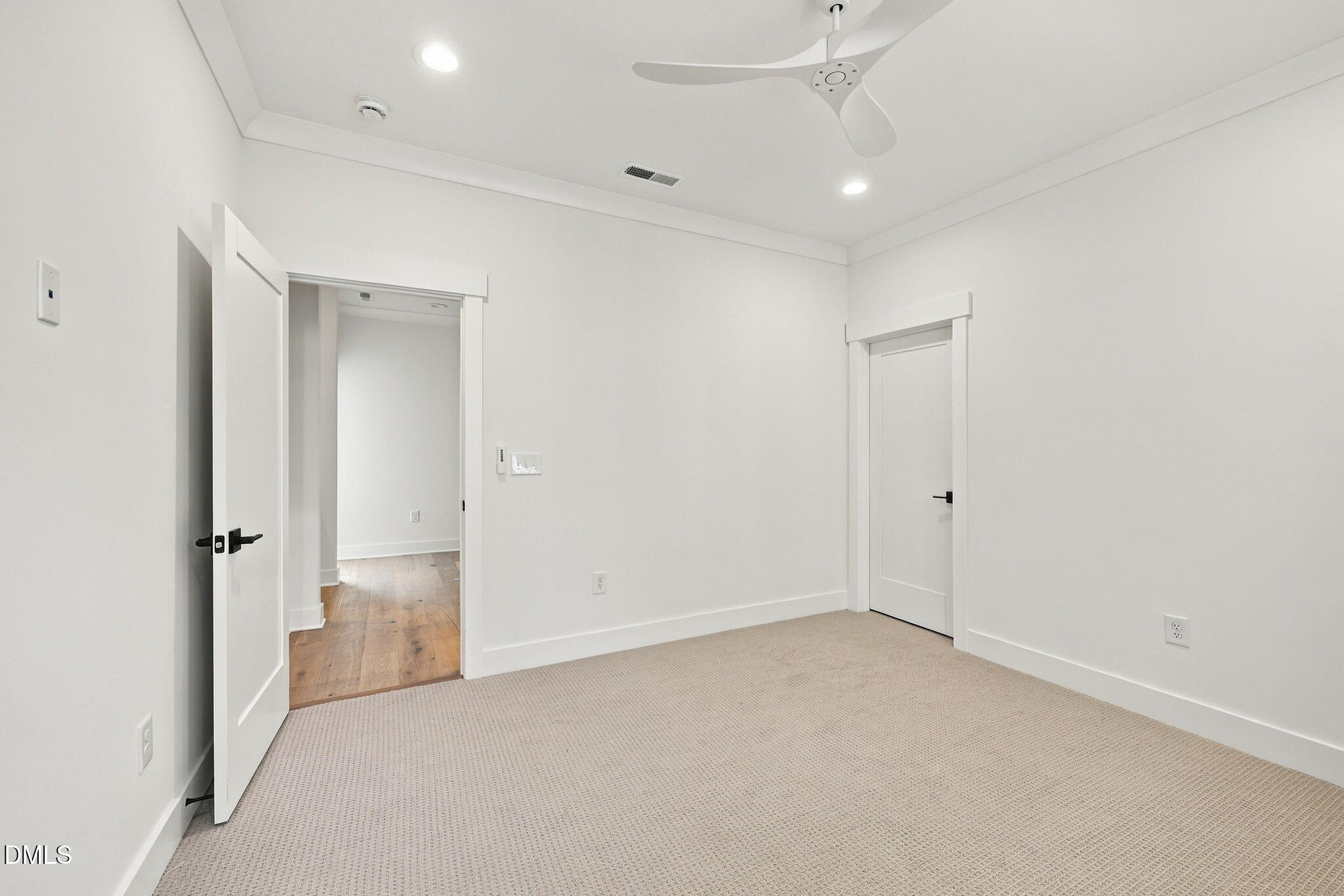2453 Rosslare Mews Lane