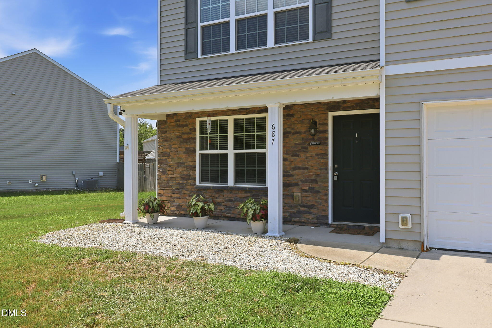 687 Botanical Court