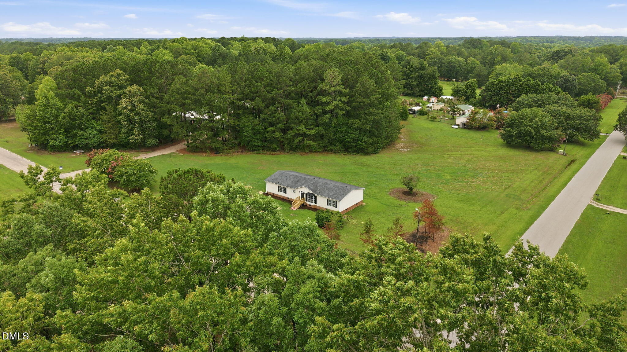 102 Pineview Drive