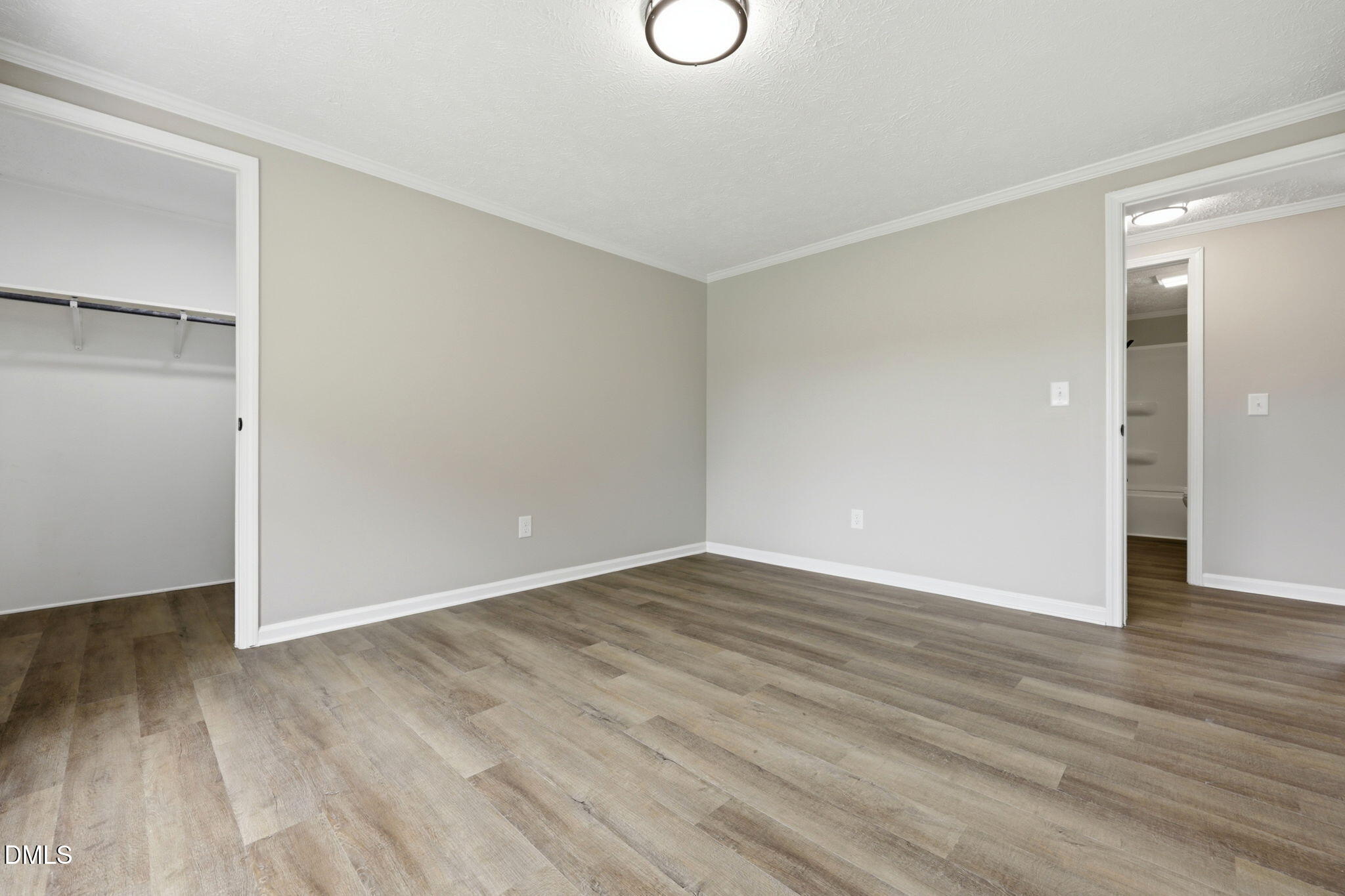 102 Pineview Drive