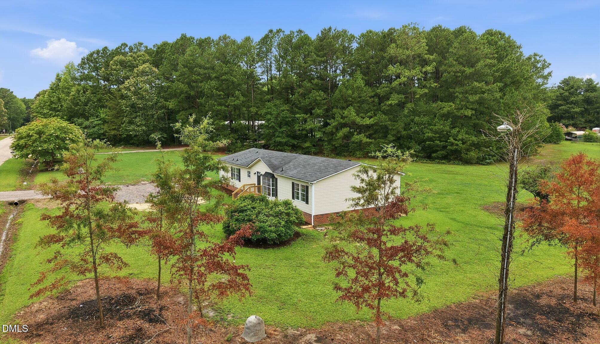 102 Pineview Drive