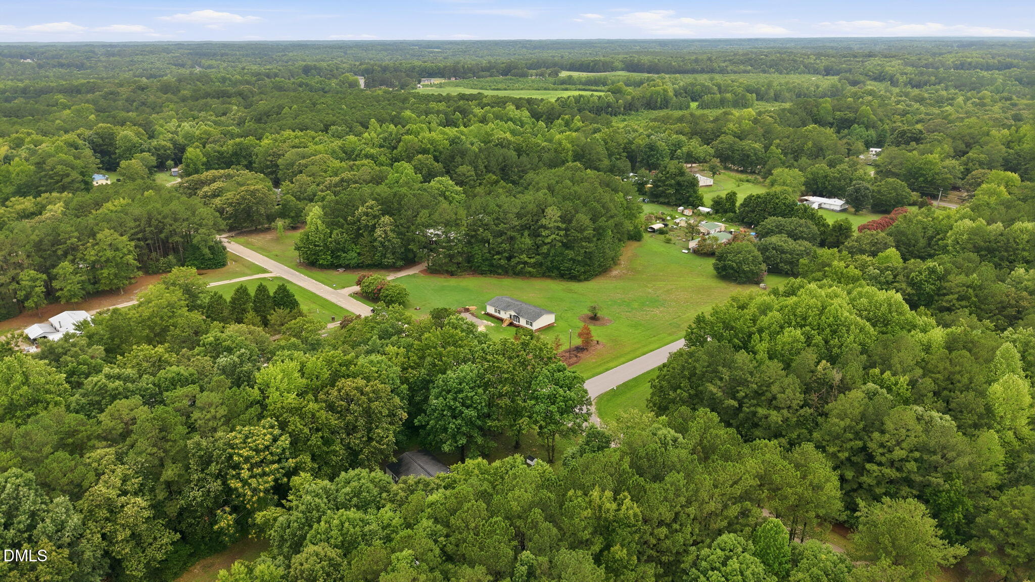 102 Pineview Drive