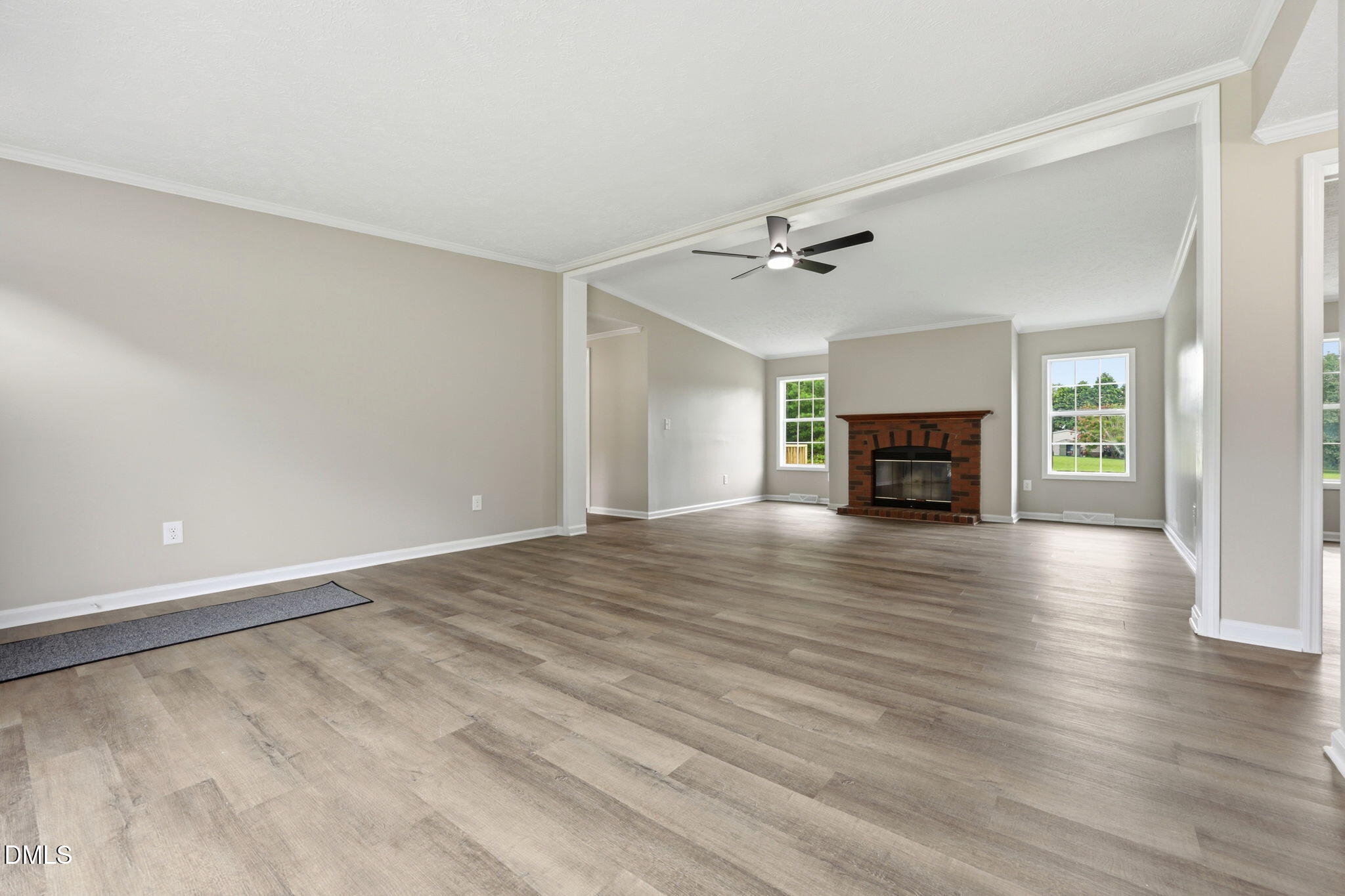 102 Pineview Drive