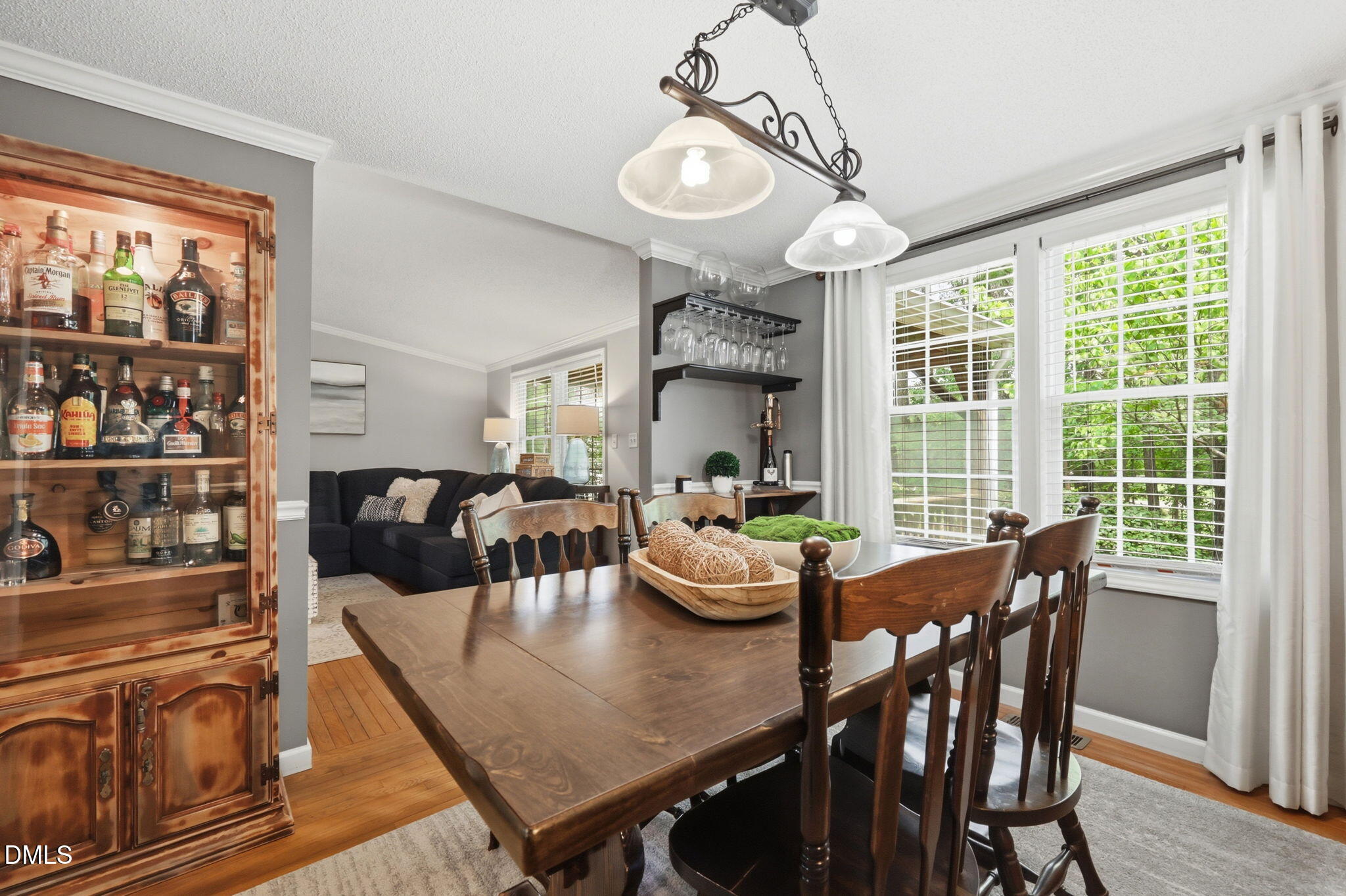 104 Pineview Drive