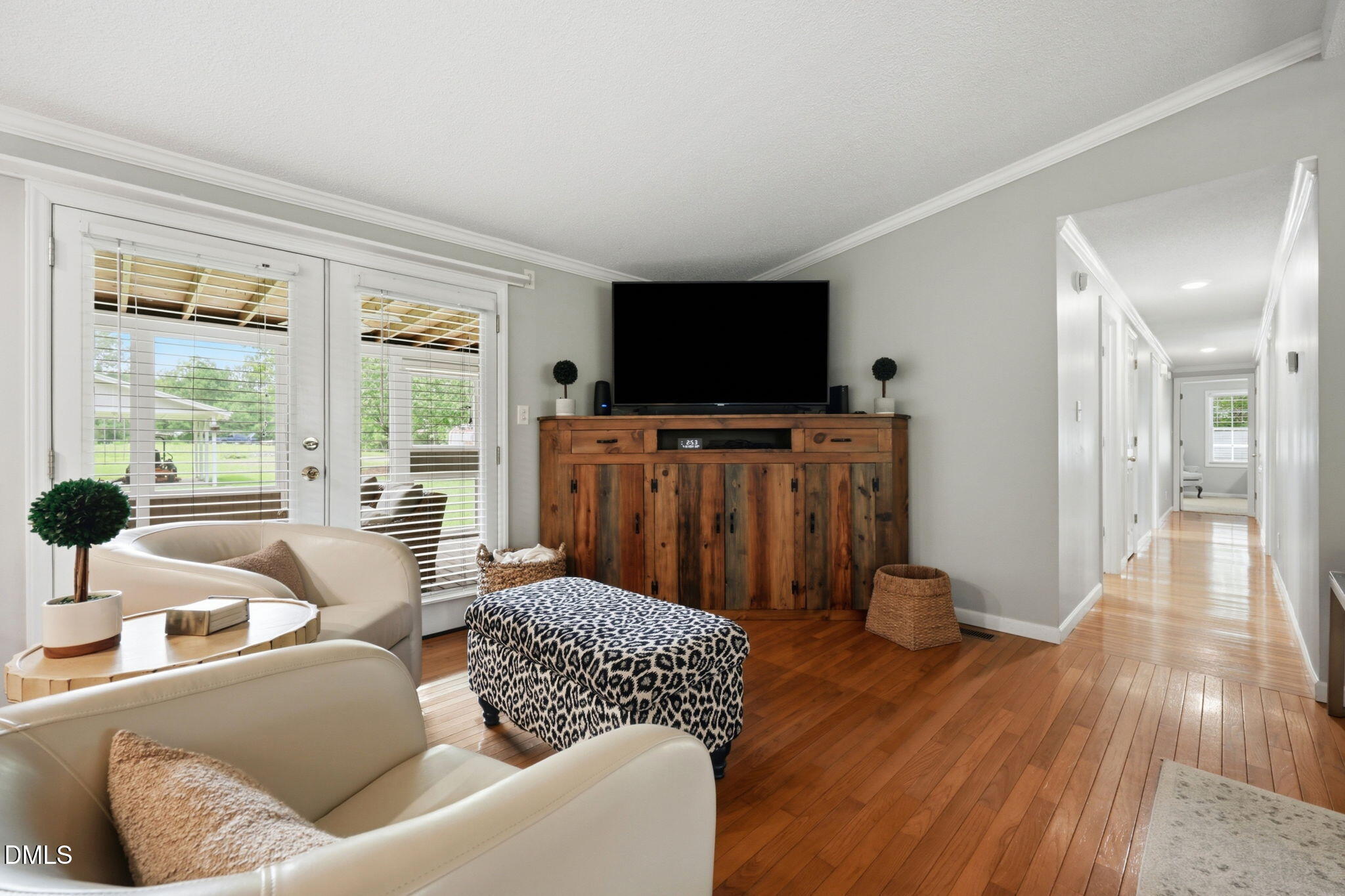 104 Pineview Drive