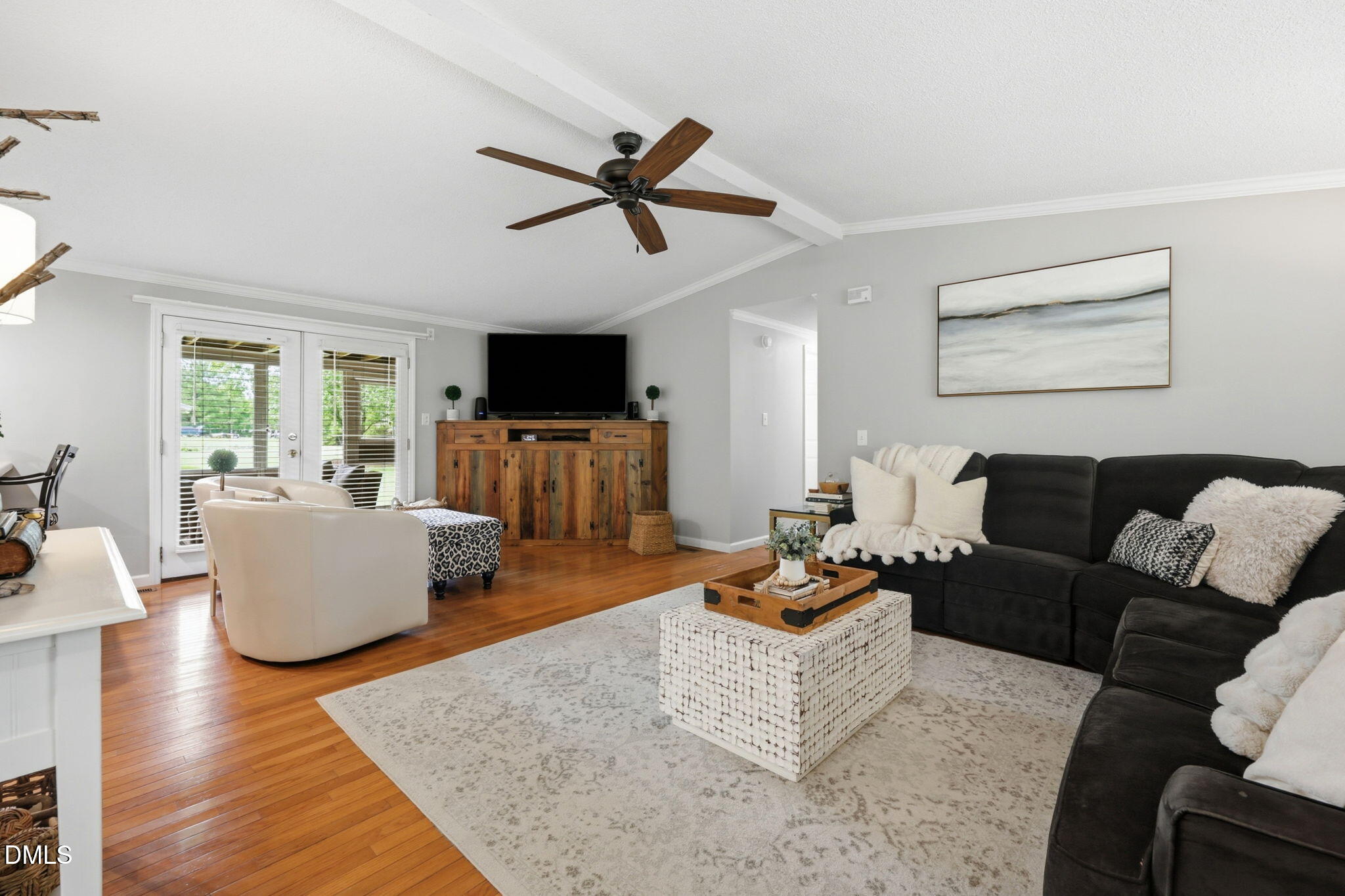 104 Pineview Drive