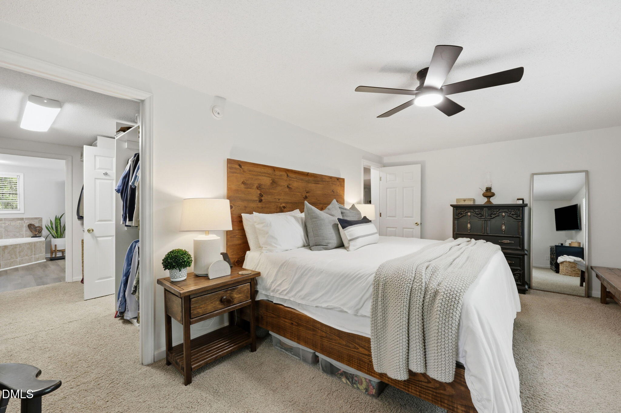 104 Pineview Drive