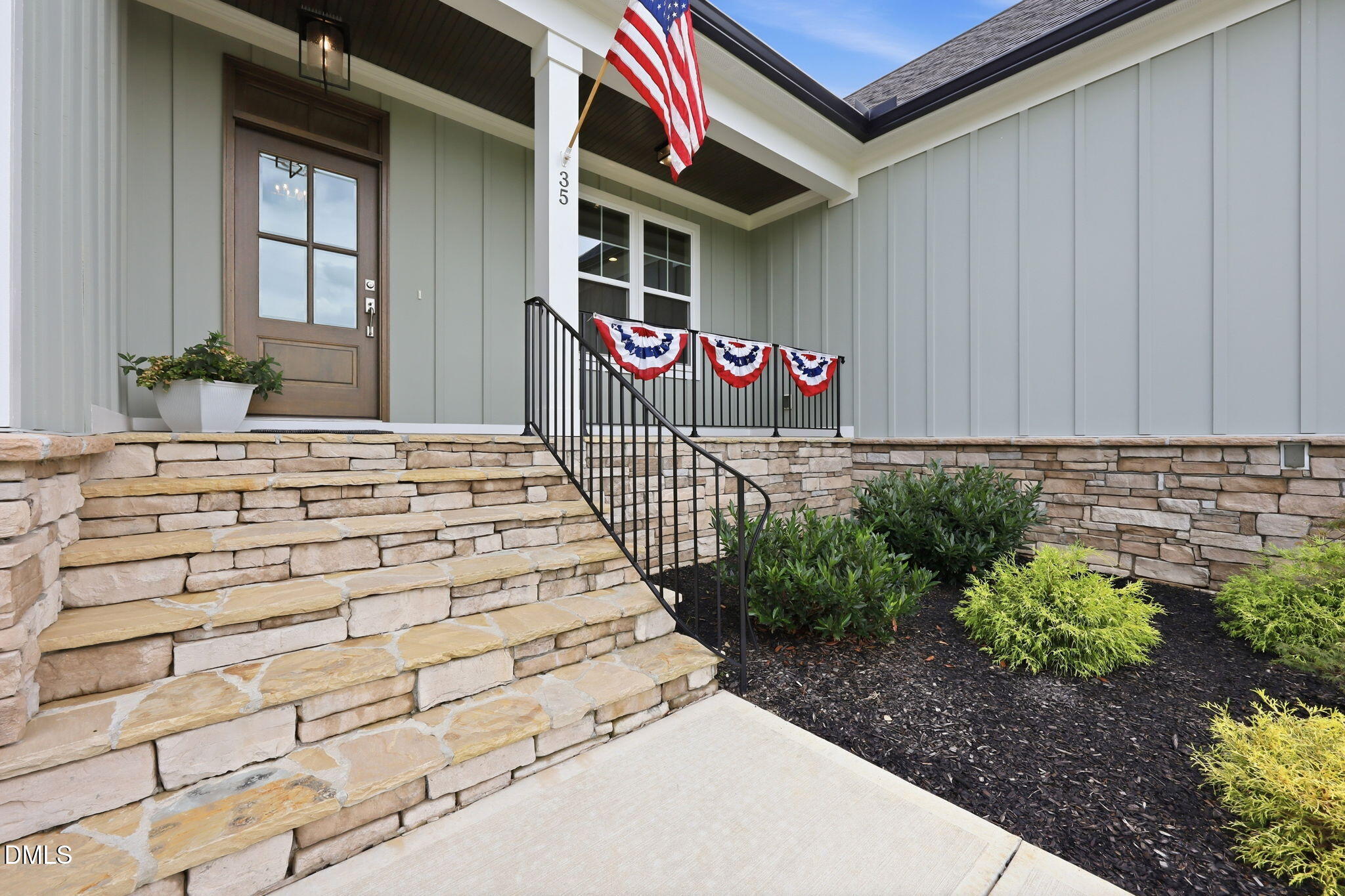35 Wheatfield Lane