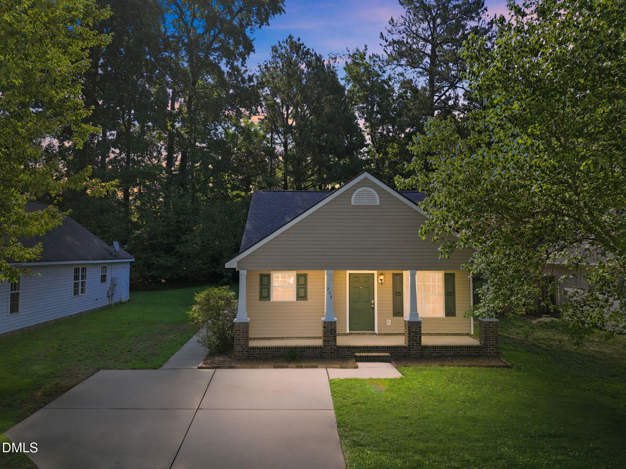 208 Highgate Circle
