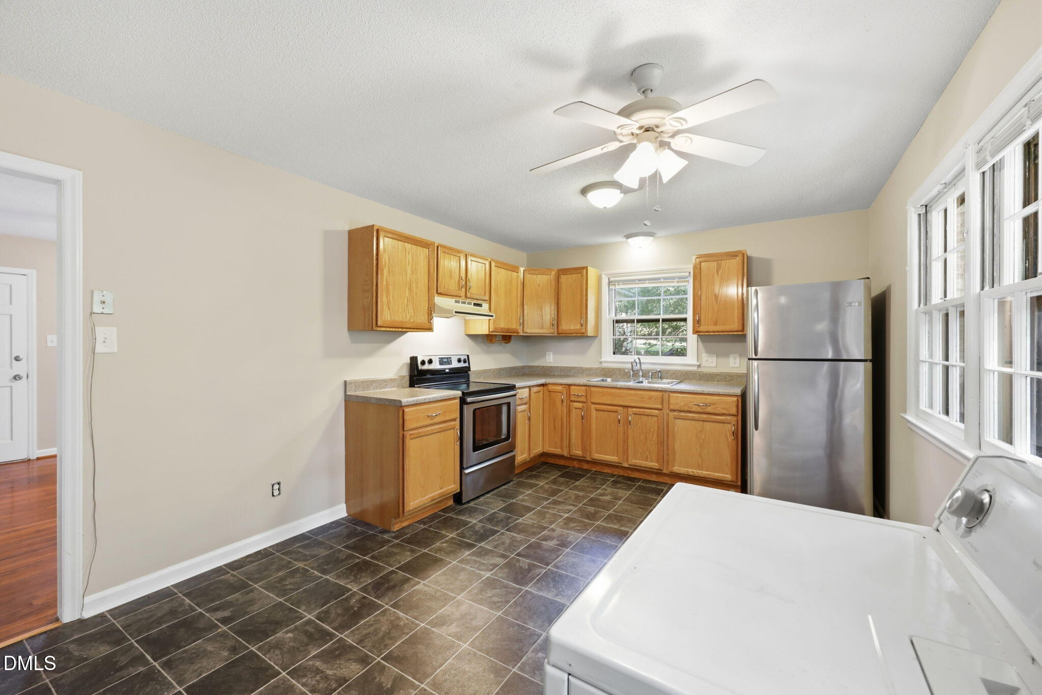 909 Bryn Mawr Court