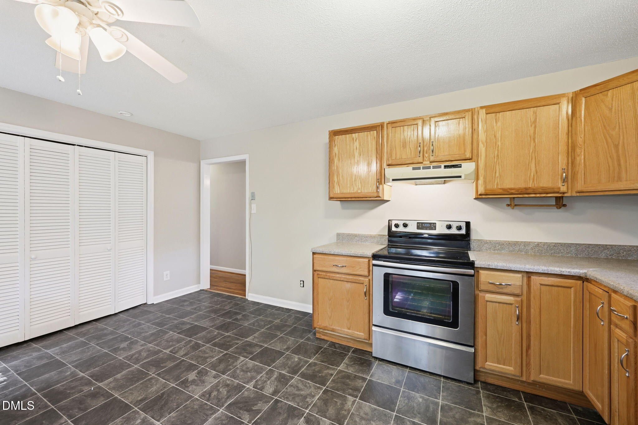 909 Bryn Mawr Court