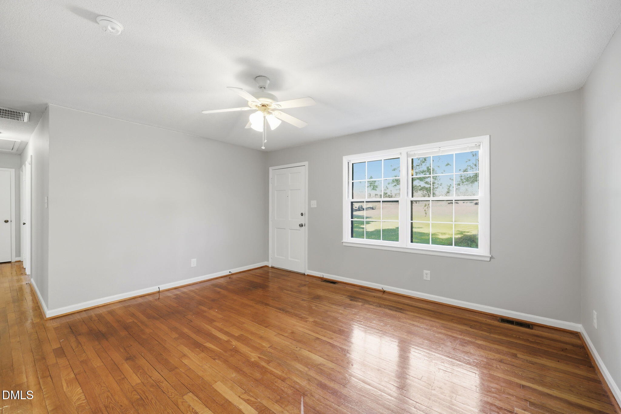 909 Bryn Mawr Court