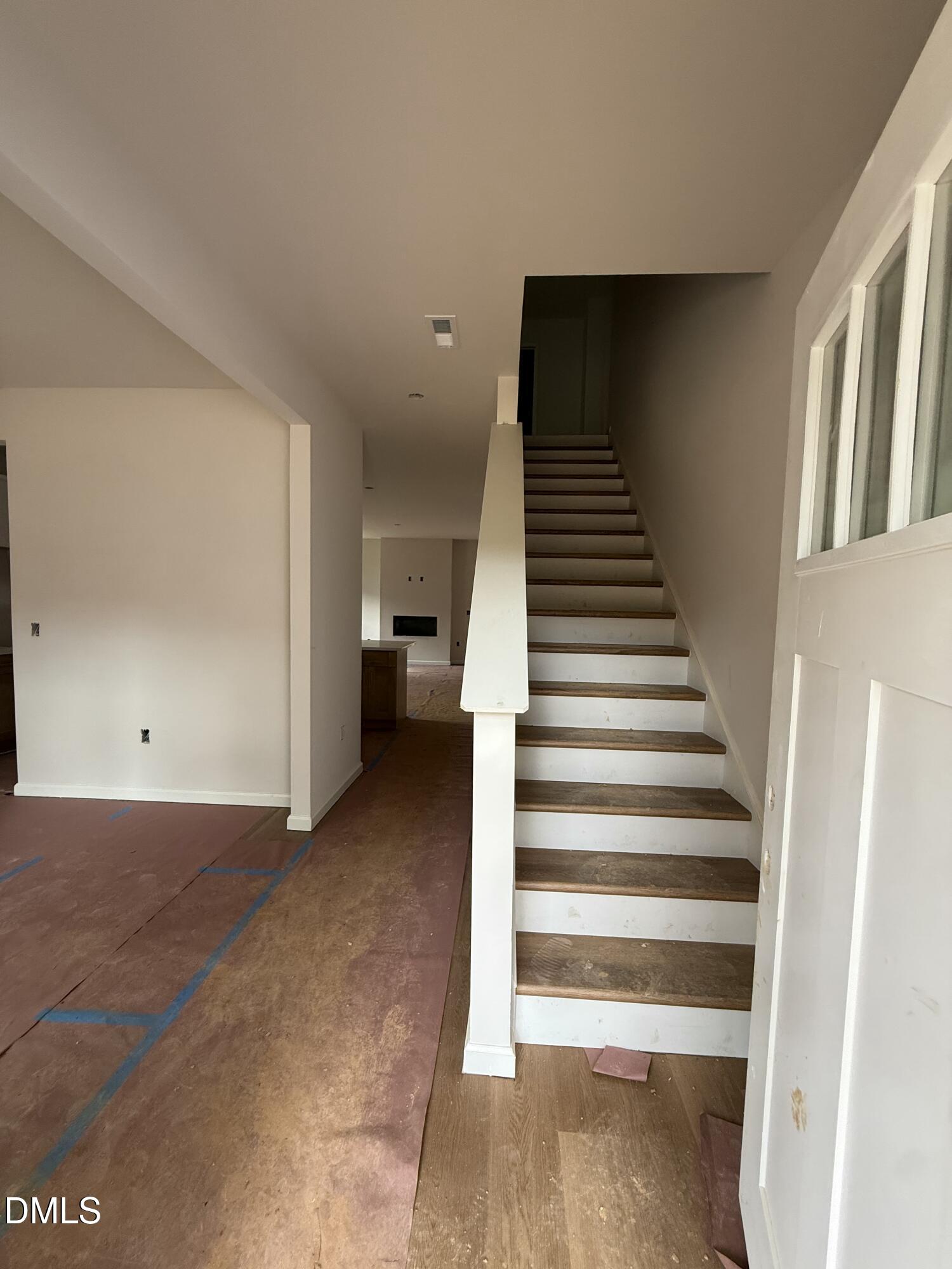 713 Crestview Drive