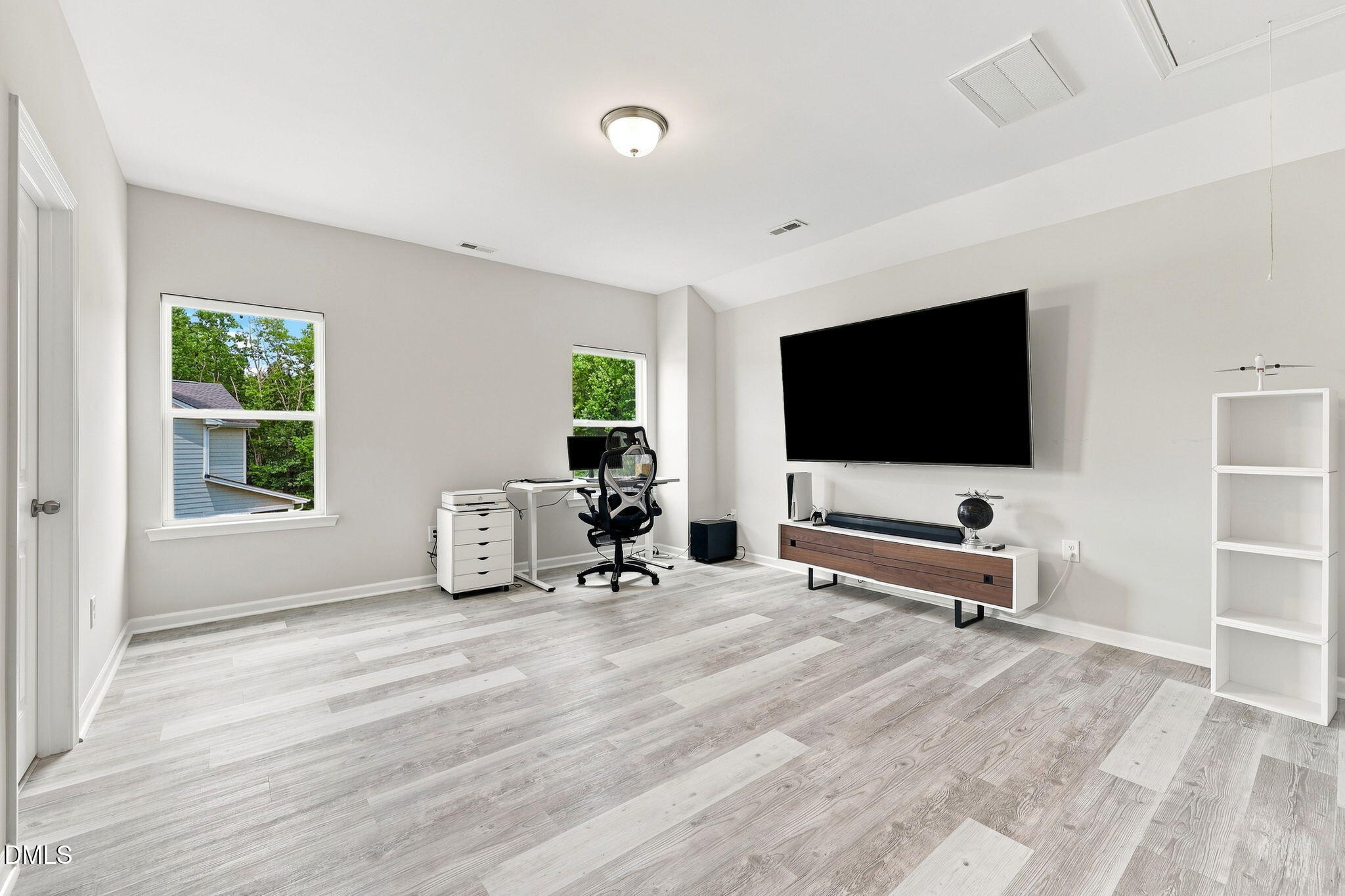 3912 Mendenhall Drive