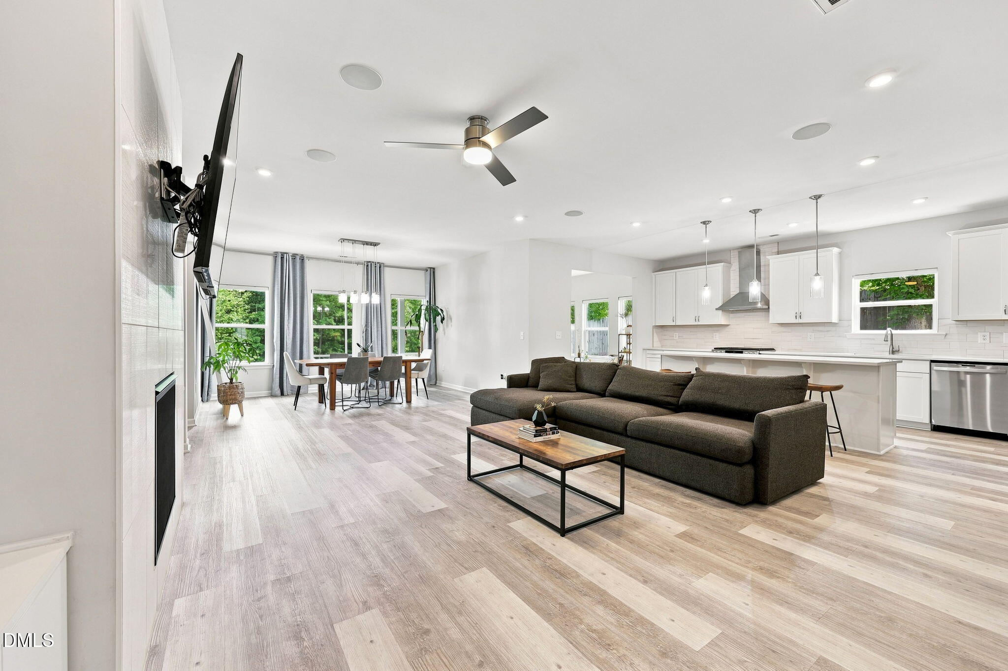 3912 Mendenhall Drive
