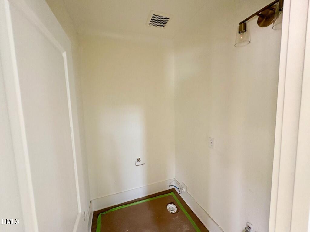 65 Broadleaf Lane